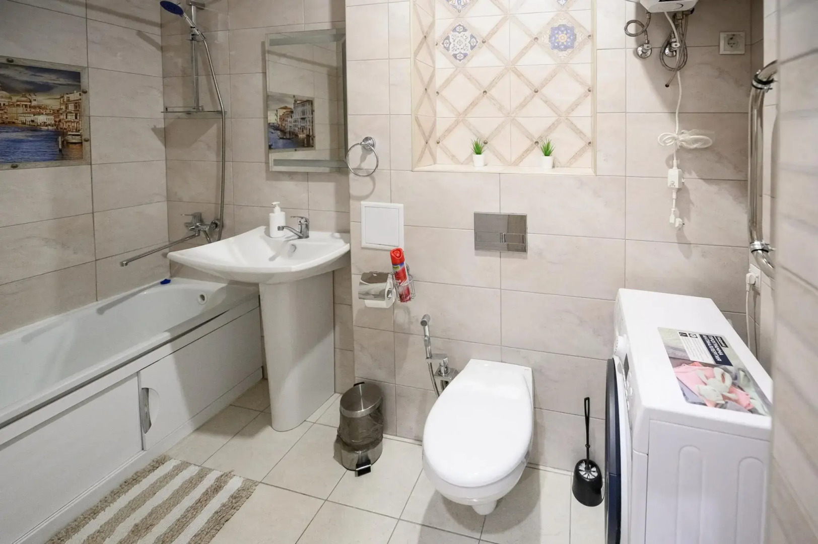 Abri Luxe (Абри Люкс) на Революции 52Б