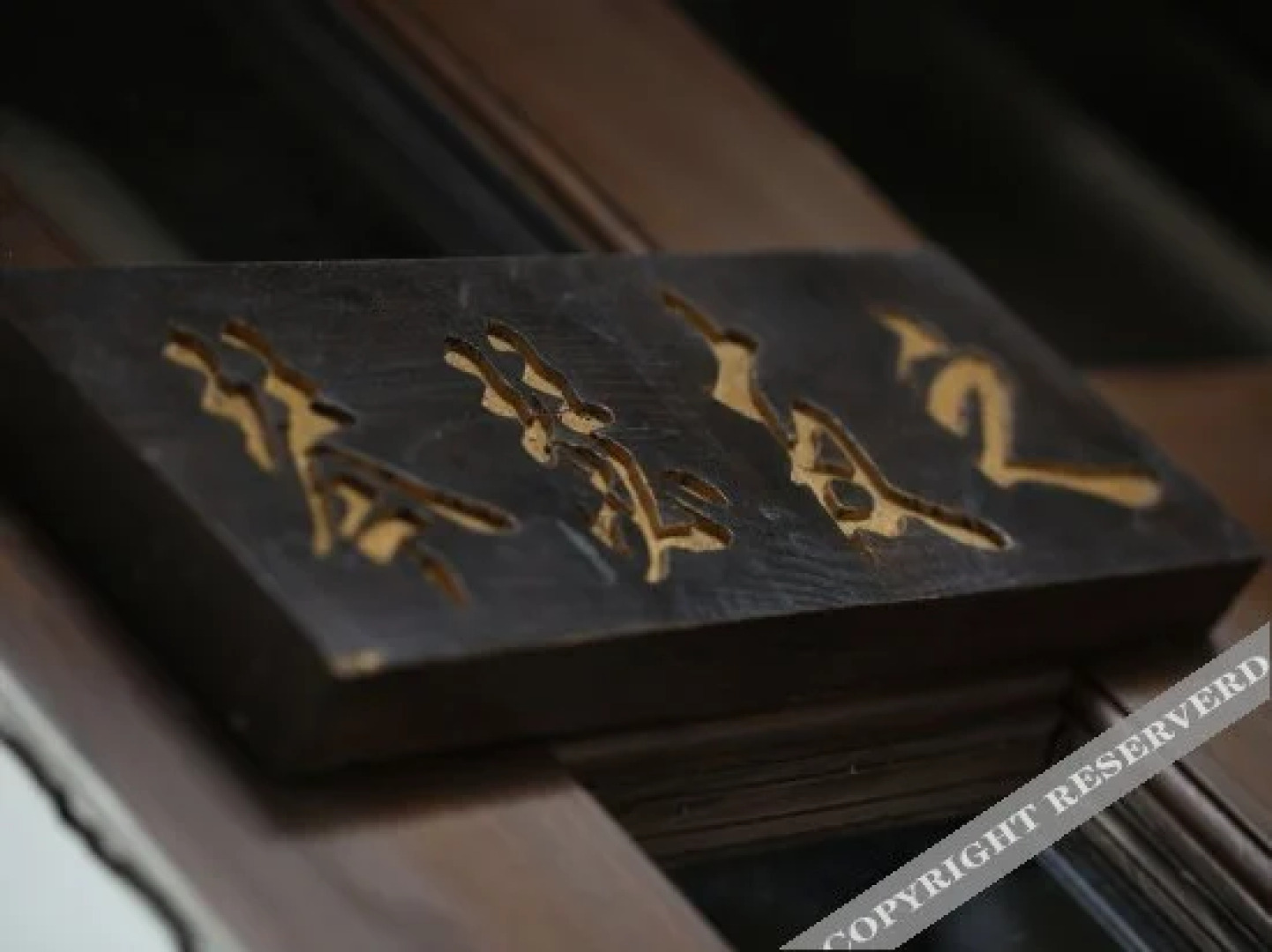 Spring  and Autumn Inn by TopHood