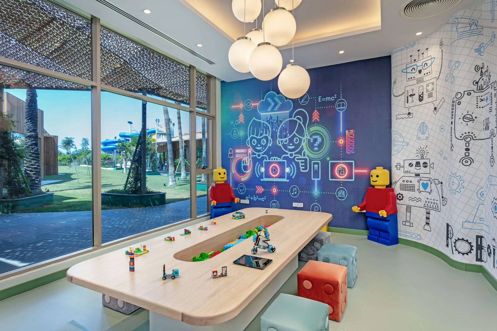 Курортный отель Titanic Deluxe Lara