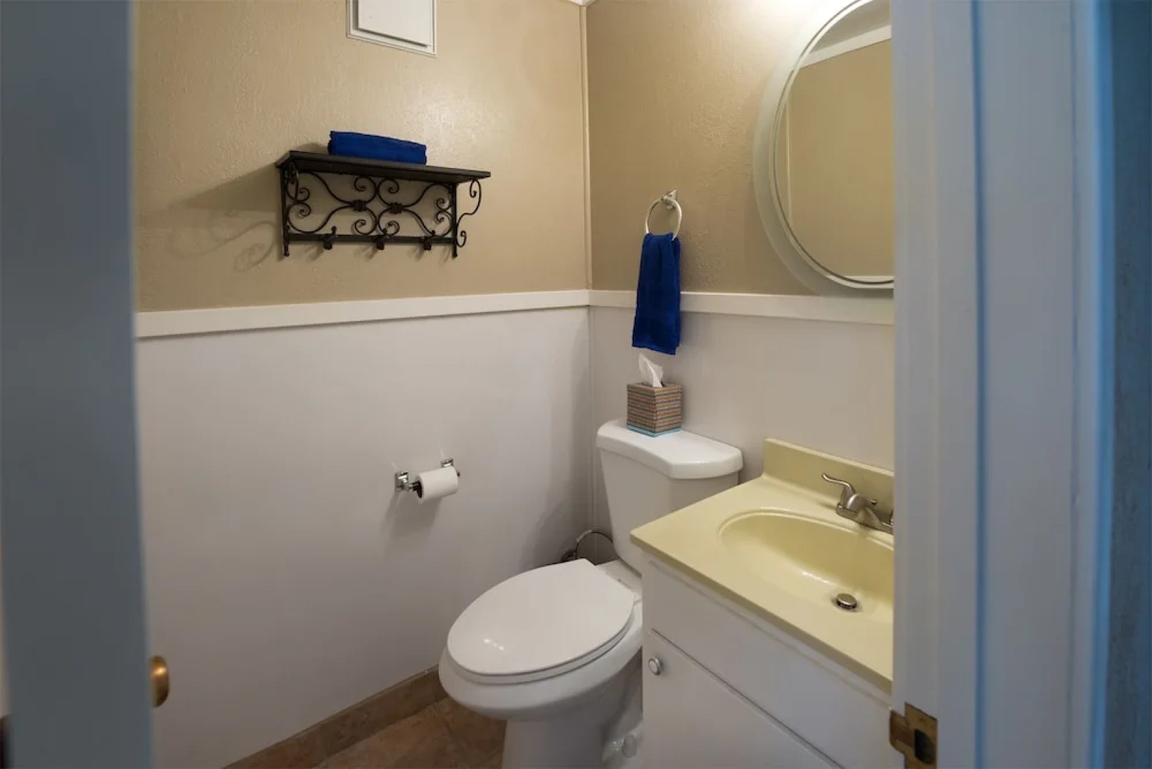 Yosemite Scenic Wonders - Bass Lake Area