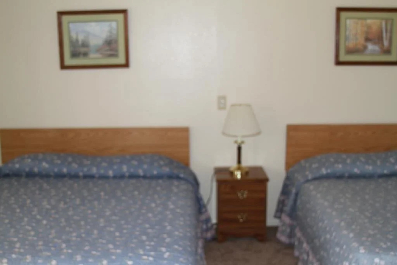 Badlands Hotel and Campground