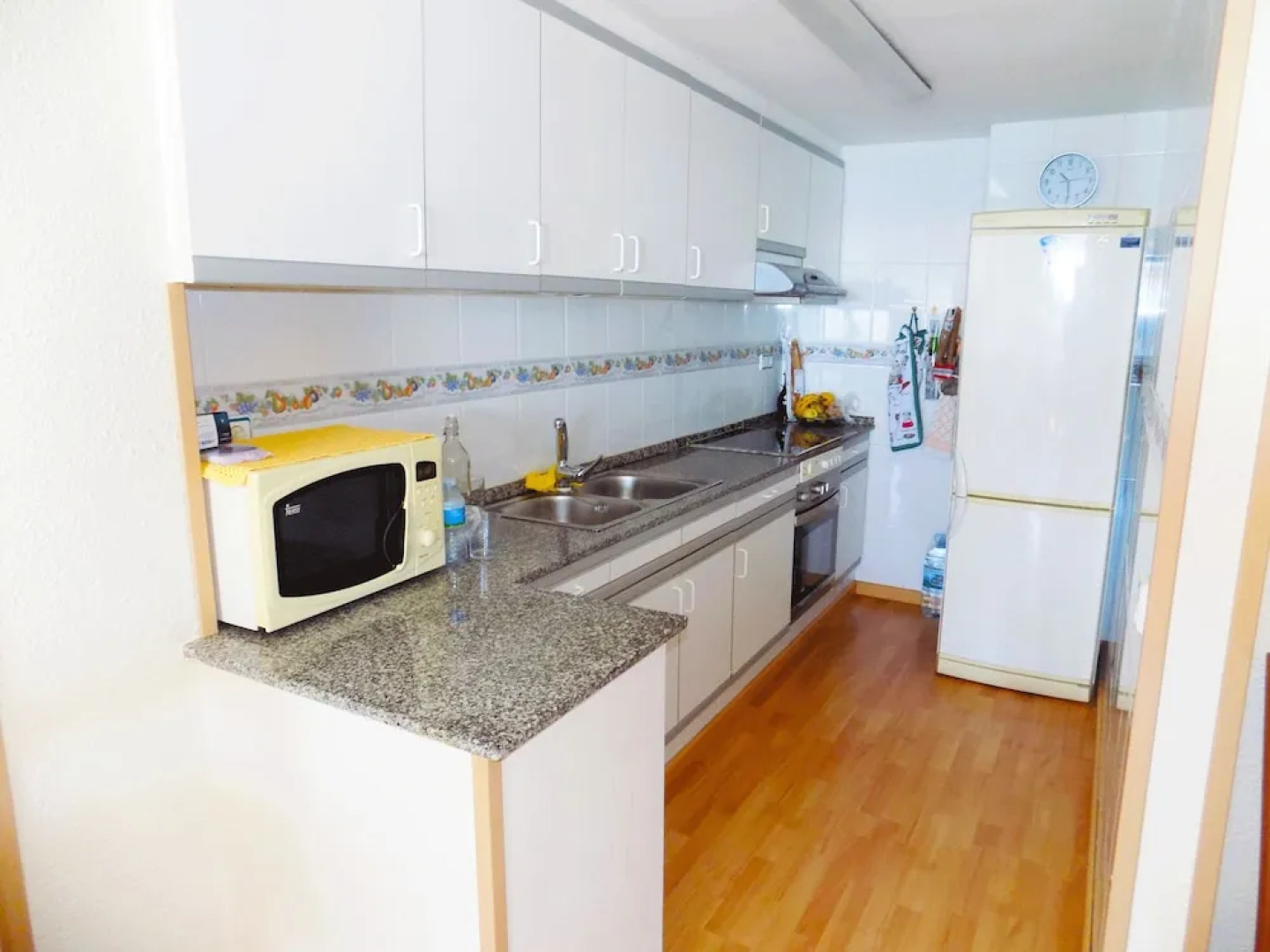 Apartsalou Horisonte La Pineda