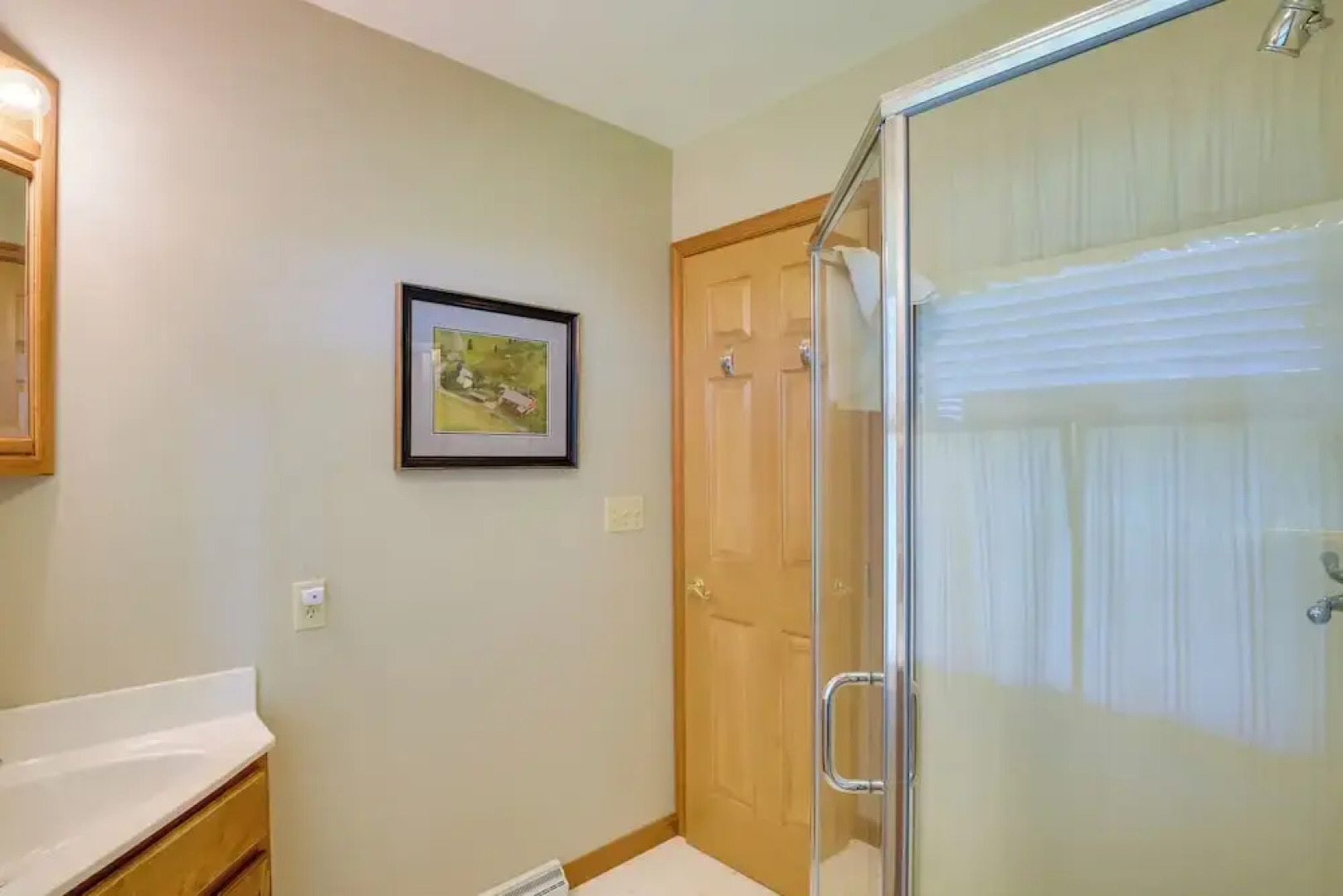 2 Mi to Wineries: Calm Cottage on 90 Acres w/ Barn