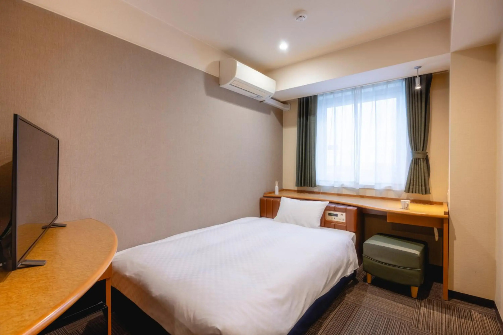 Kanku Izumiotsu Washington Hotel