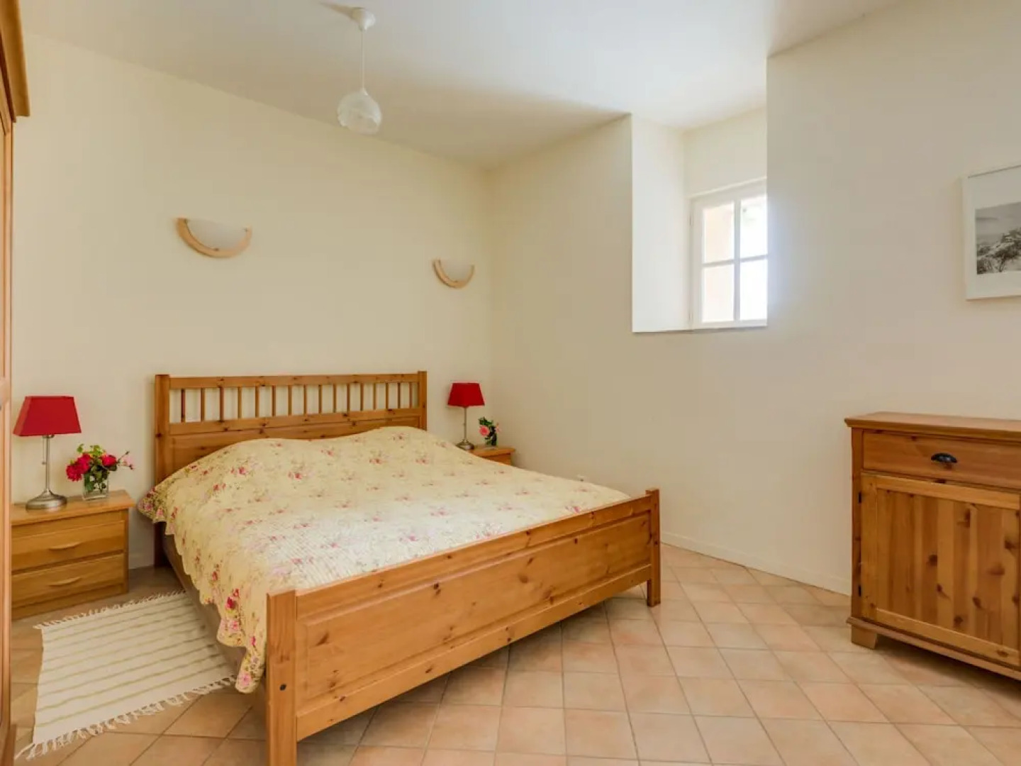 Secluded Holiday Home in Rustrel With Swimming Pool