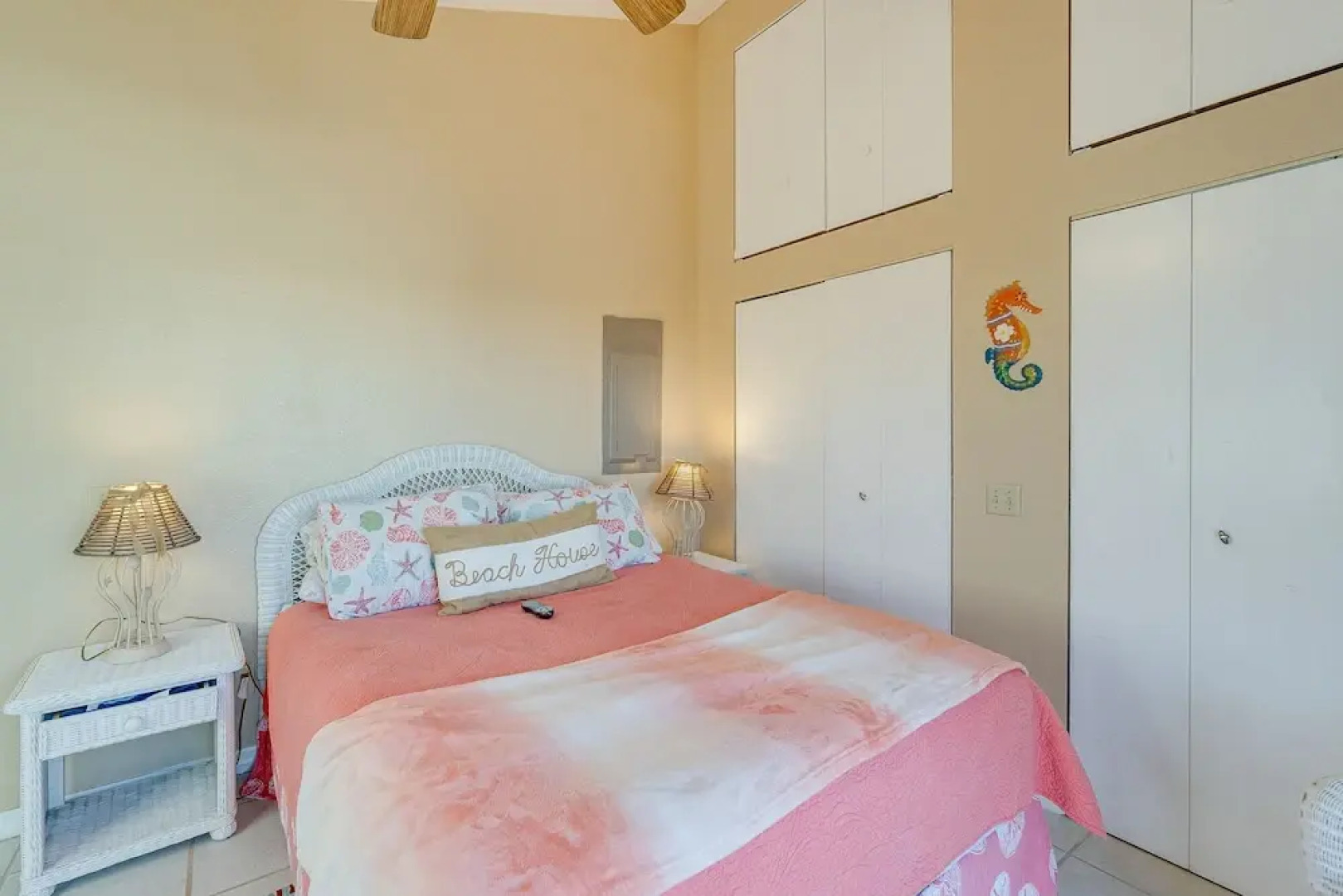 Little Gasparilla Island Paradise: Walk to Beach!