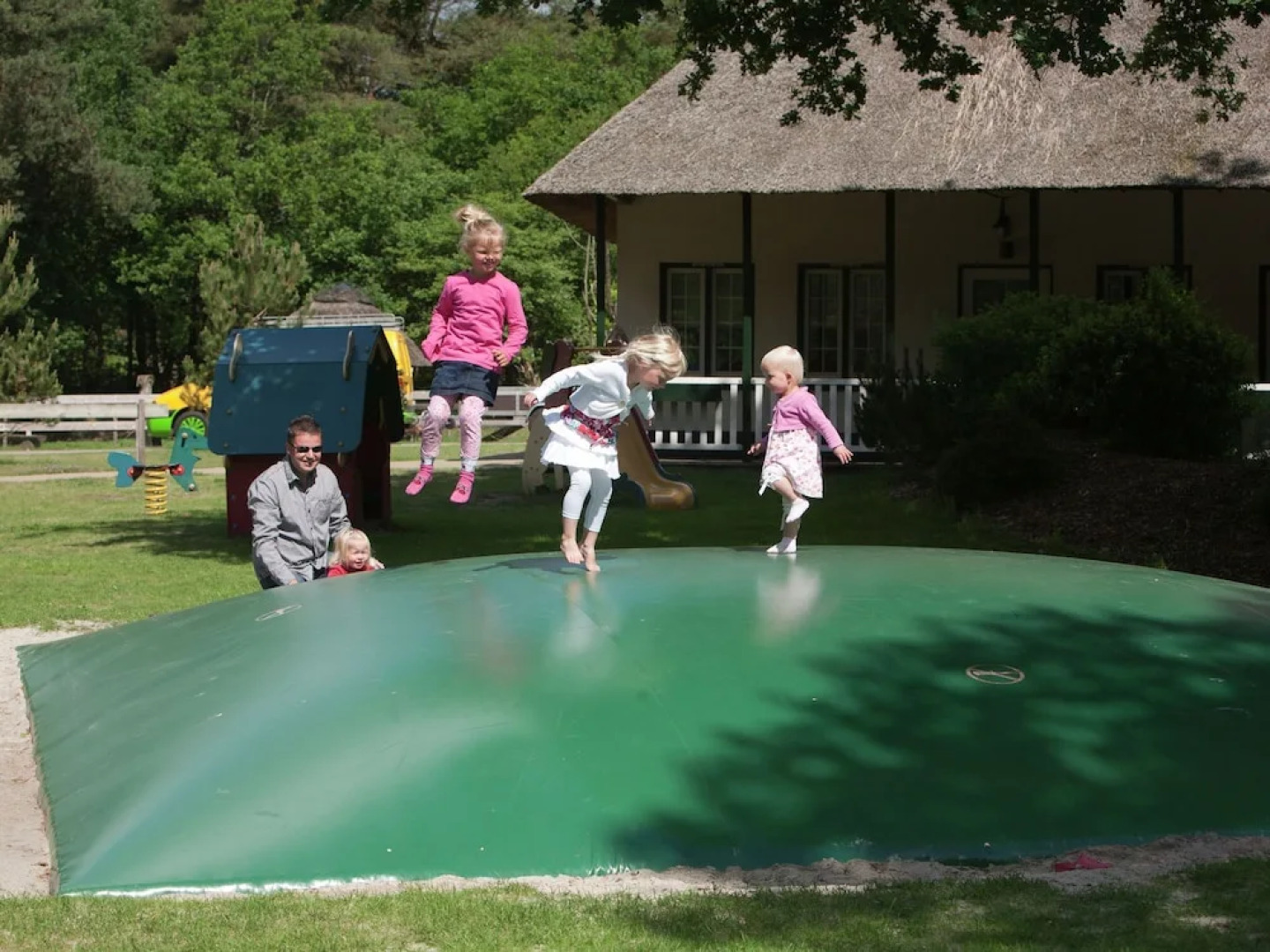 Romantic Villa With a Dishwasher, Near a National Park