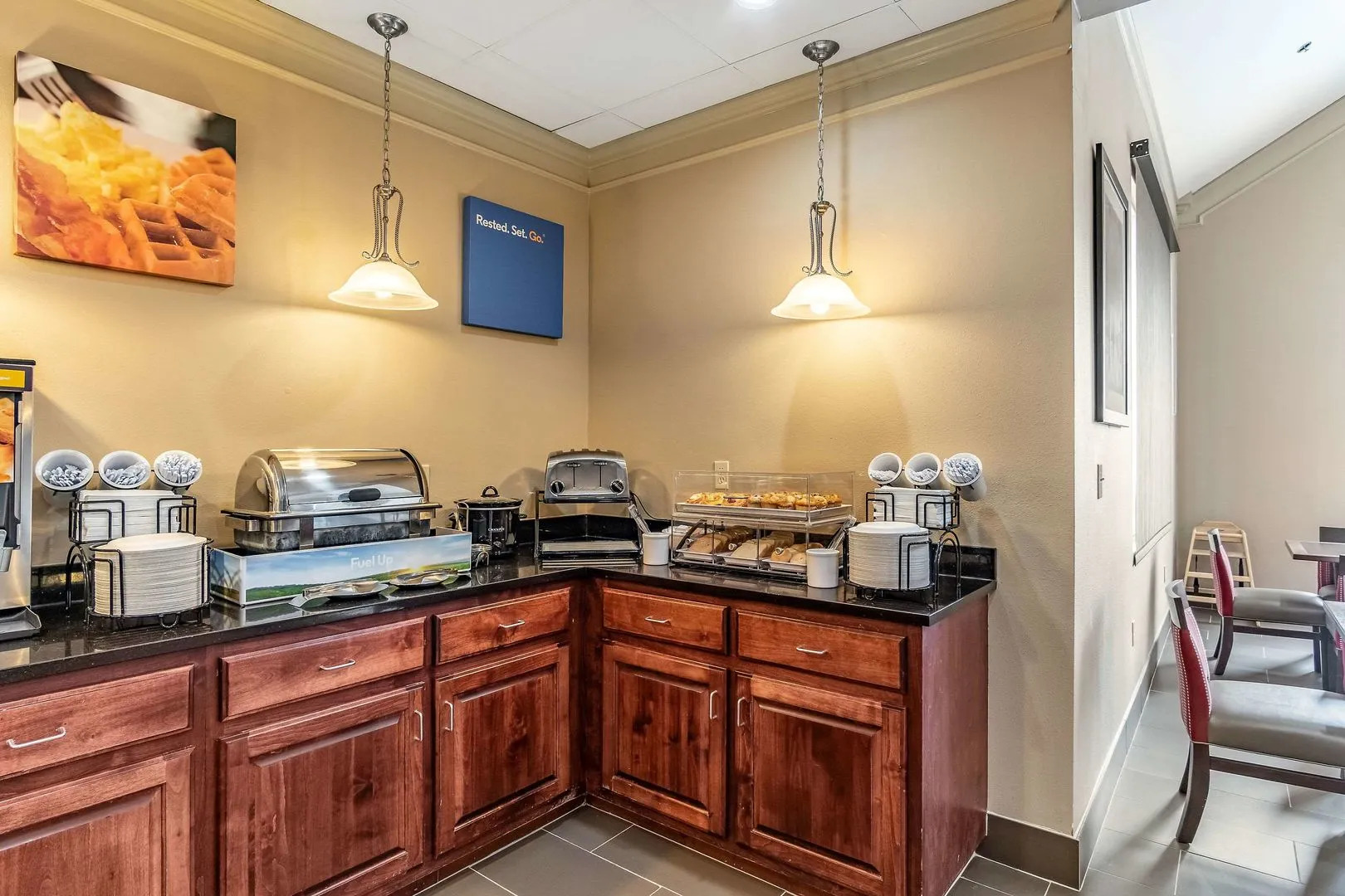 Comfort Inn & Suites Tuscumbia - Muscle Shoals