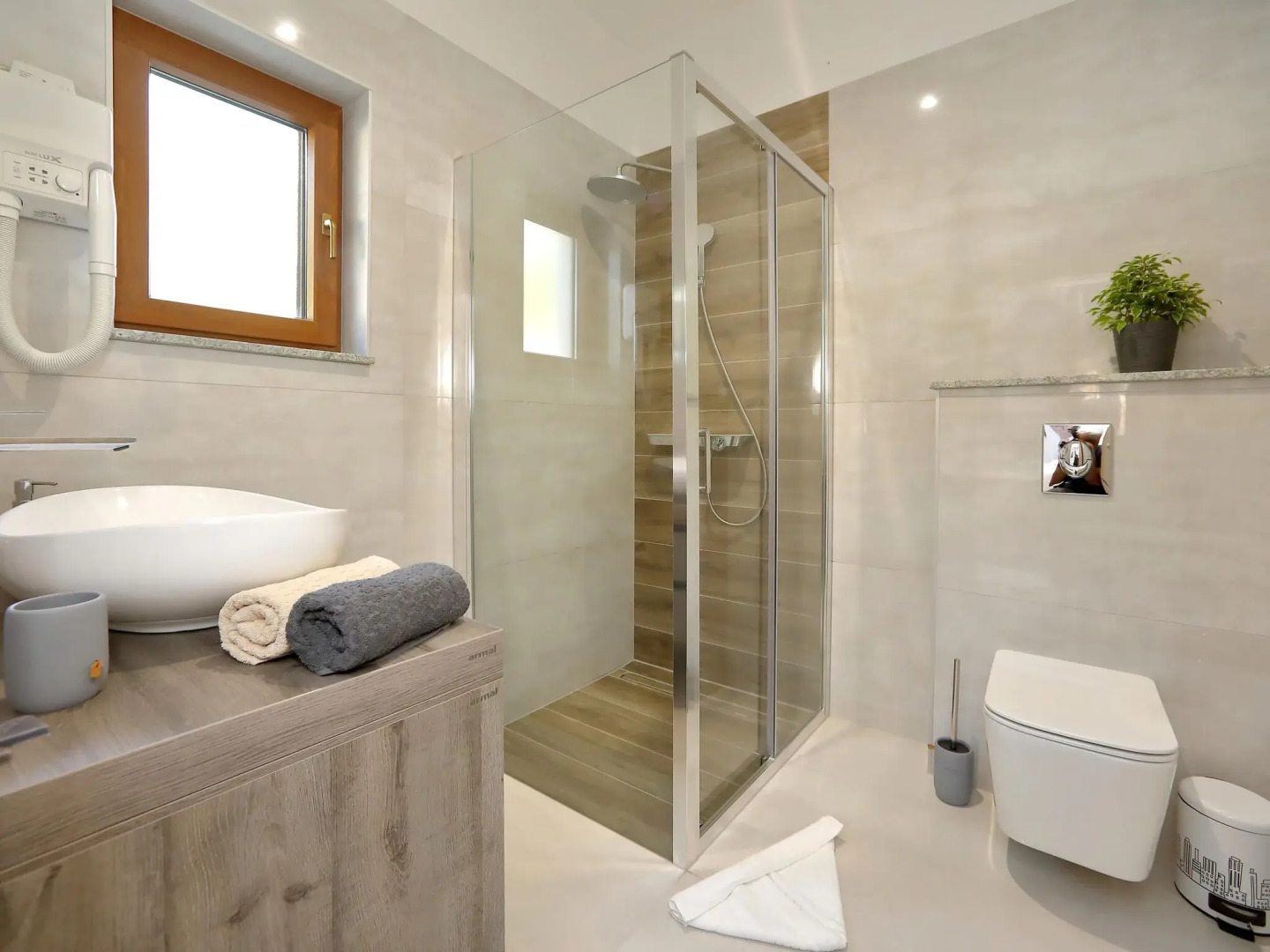 Amazing villa with pool and sea view surrounded by nature