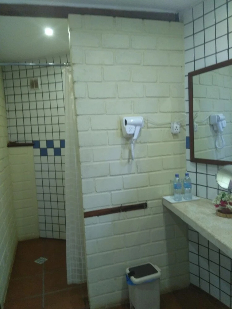 Simbamwenni Lodge and Camping