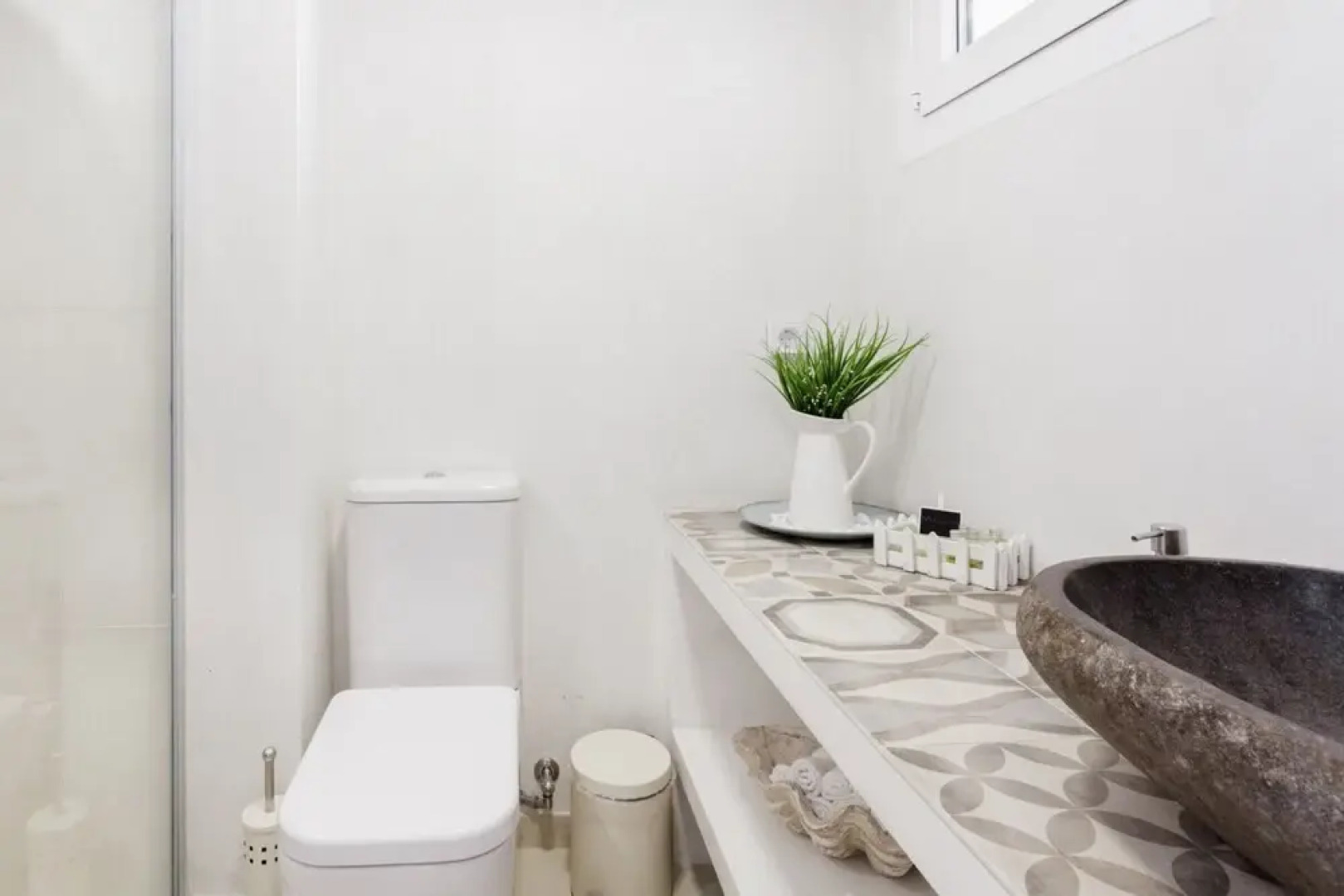 Seashell Seafront Villa