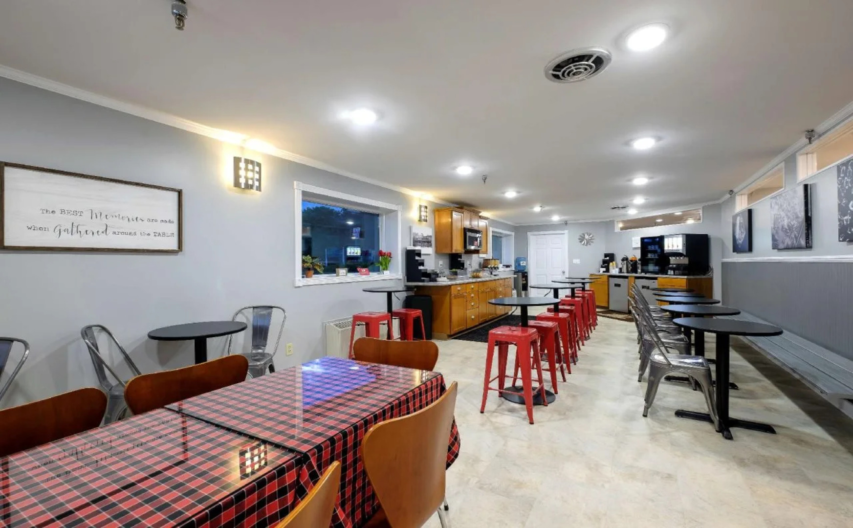 Red Roof Inn & Suites Herkimer