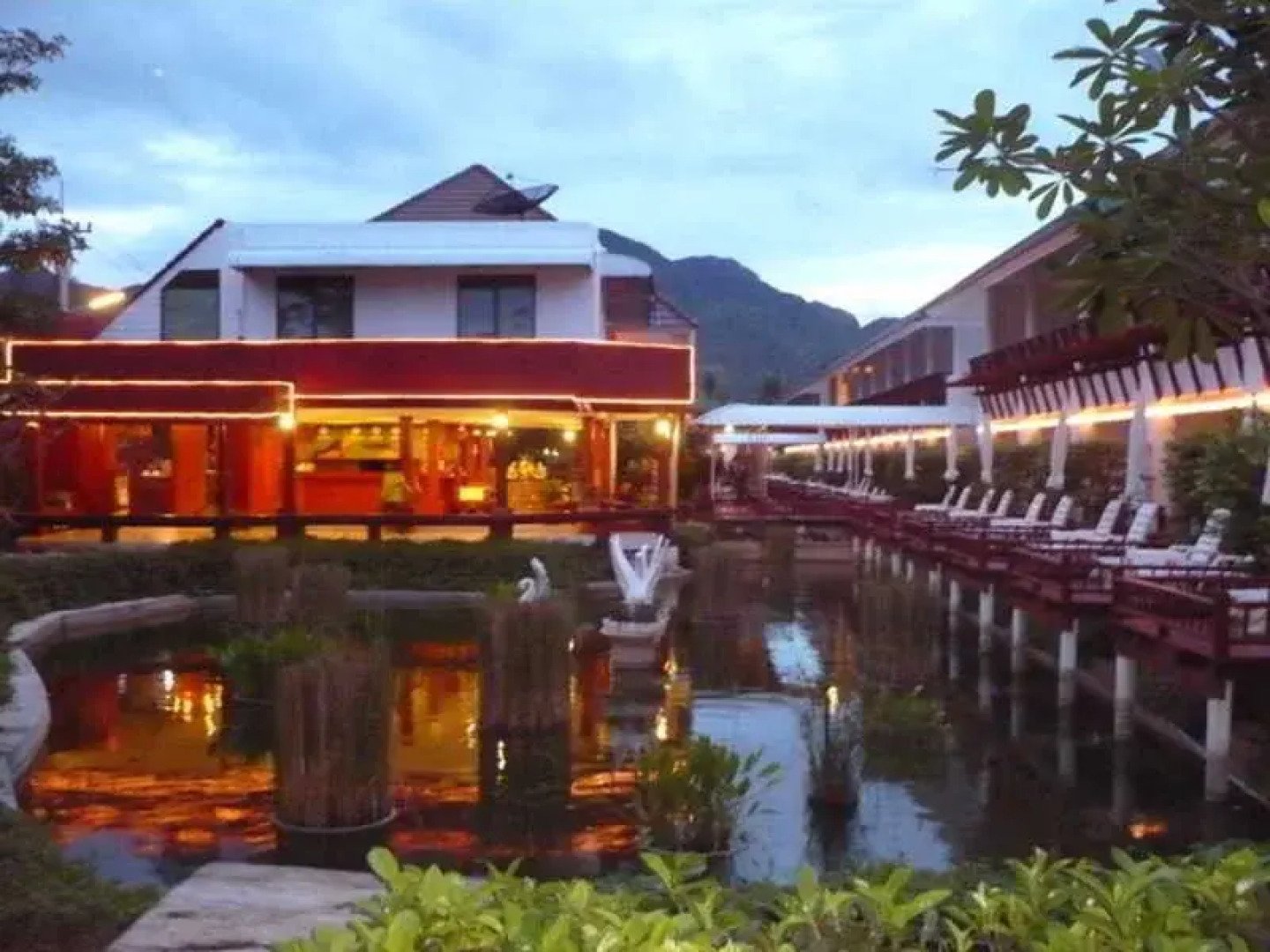 Privacy Beach Resort & Spa