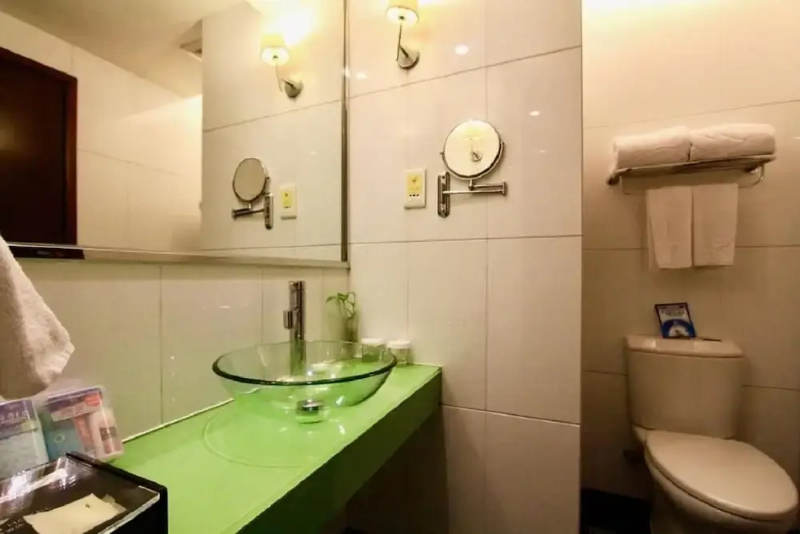 Jiaxing Leeden Hotel