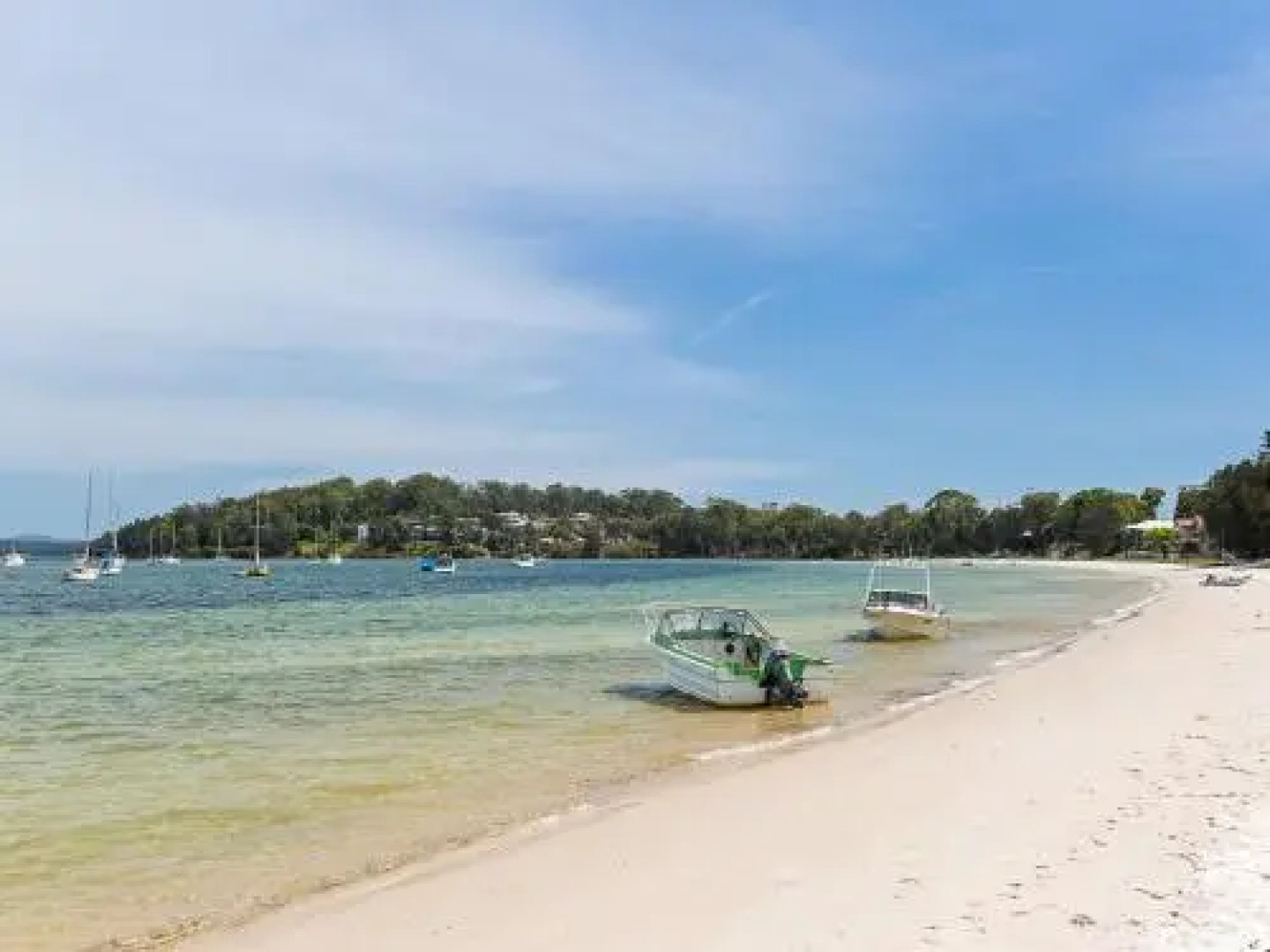 Casa Martins', 219 Foreshore Drive - Absolute Waterfront House