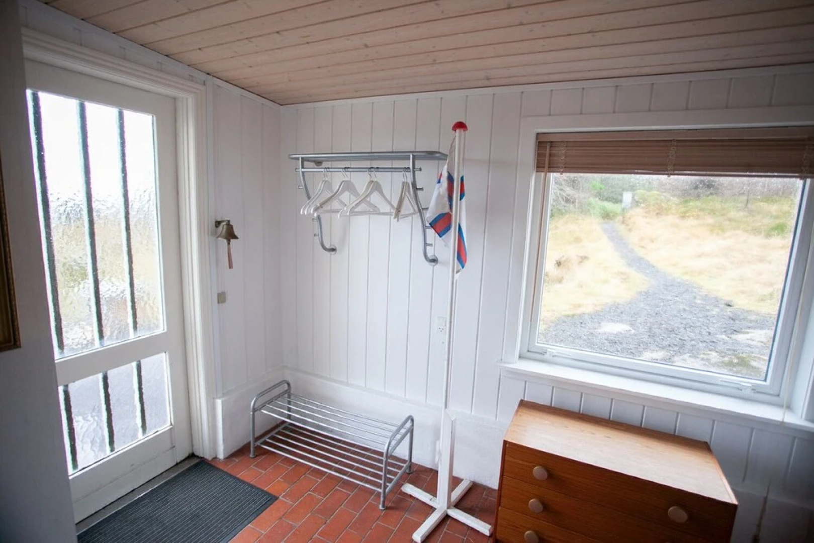 Red Robin - Vacation homes next to Svartifossur waterfall