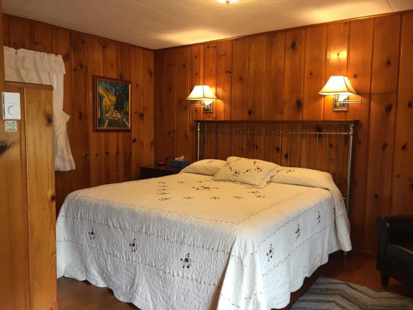 Ludington Blue Spruce Inn