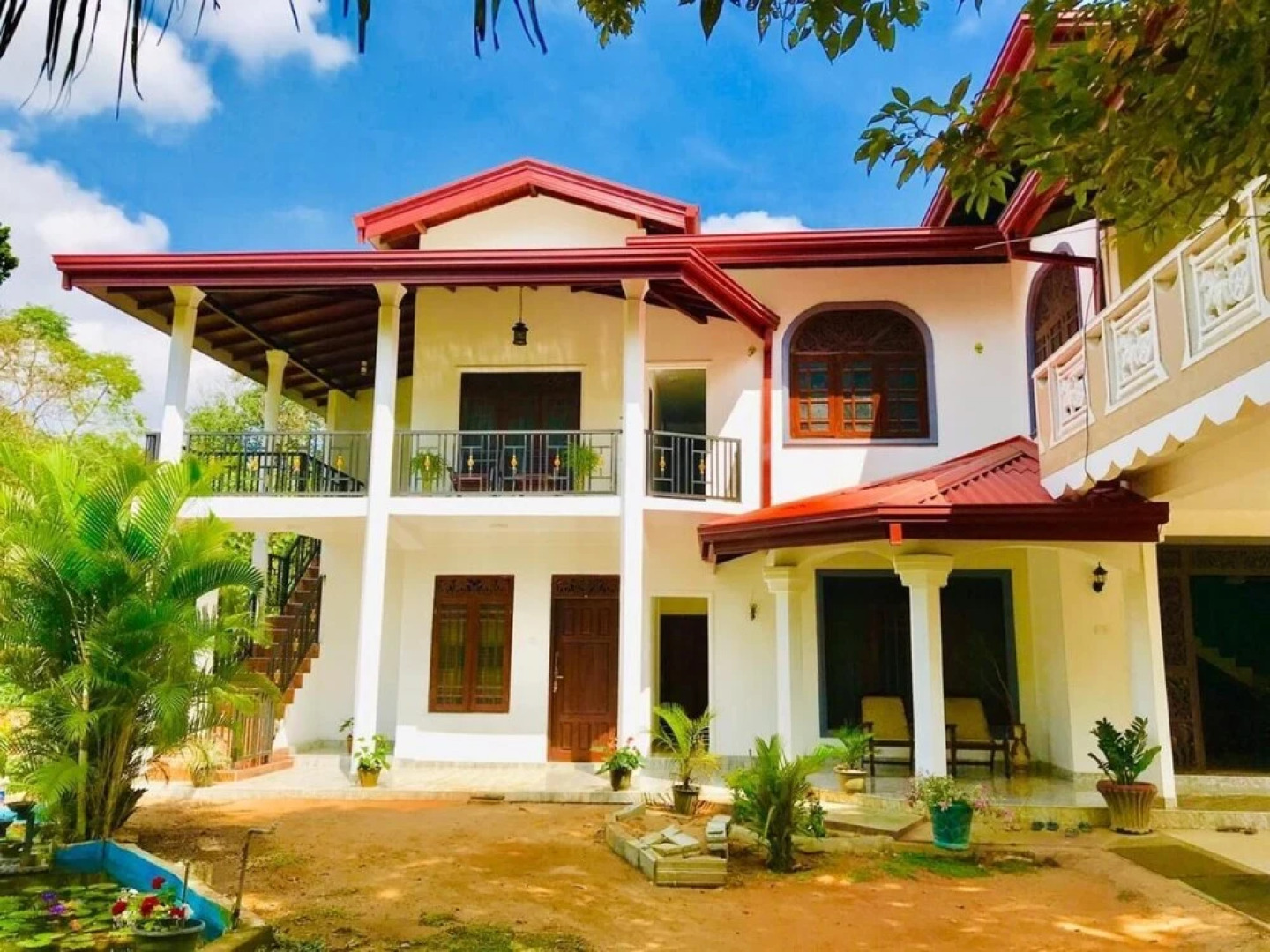 Green Edge Residences