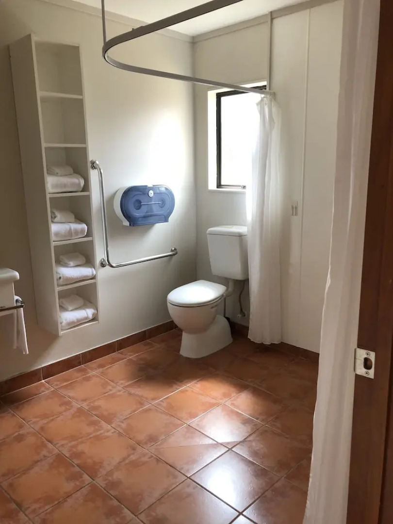 The Highwayman Motel