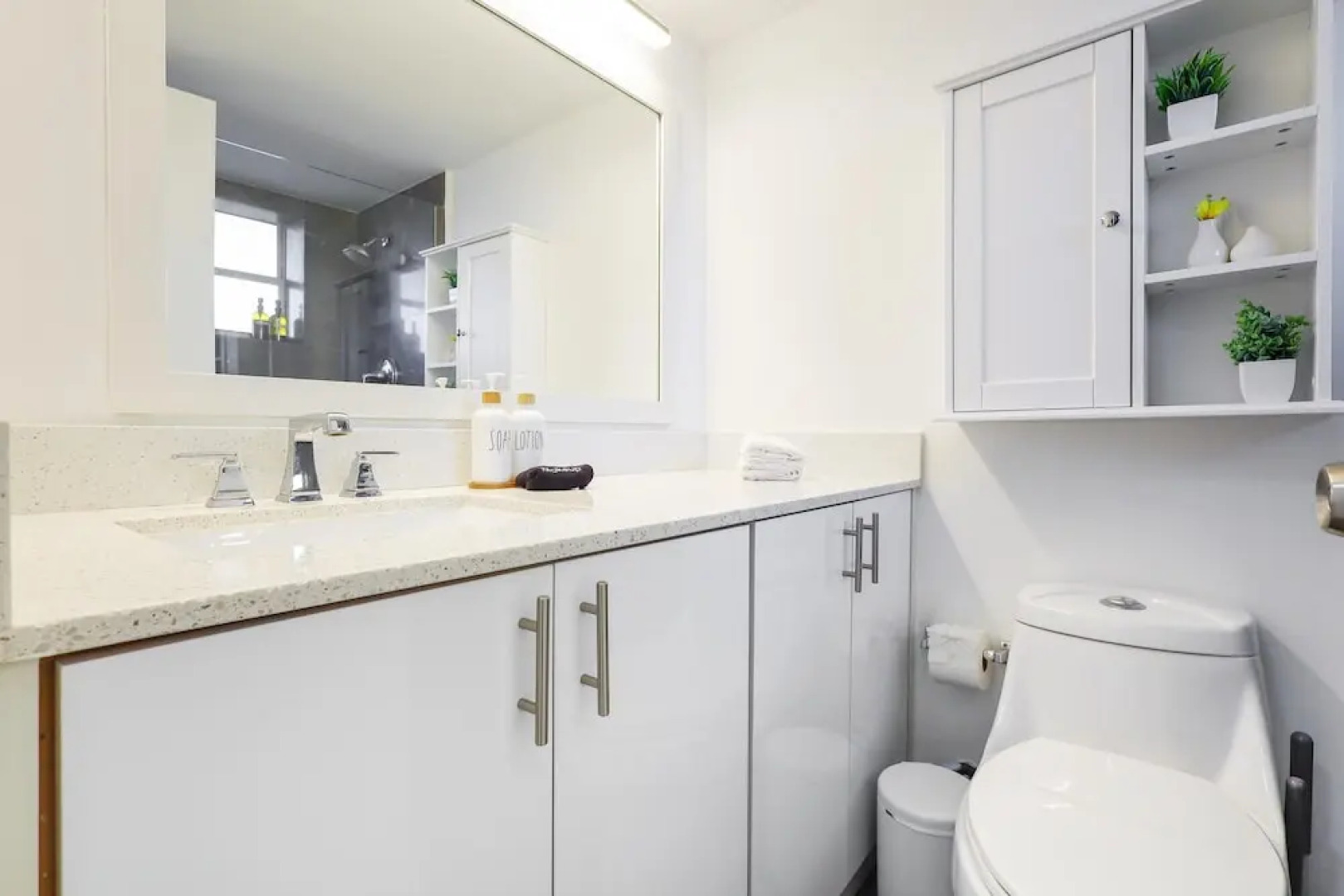 La Marinita- Marina Views Pool Parking Location