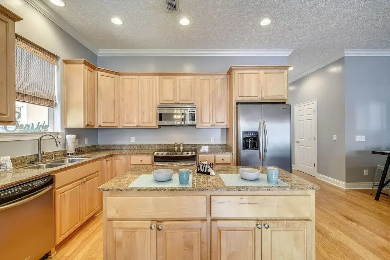 Serenity Beach by Book That Condo