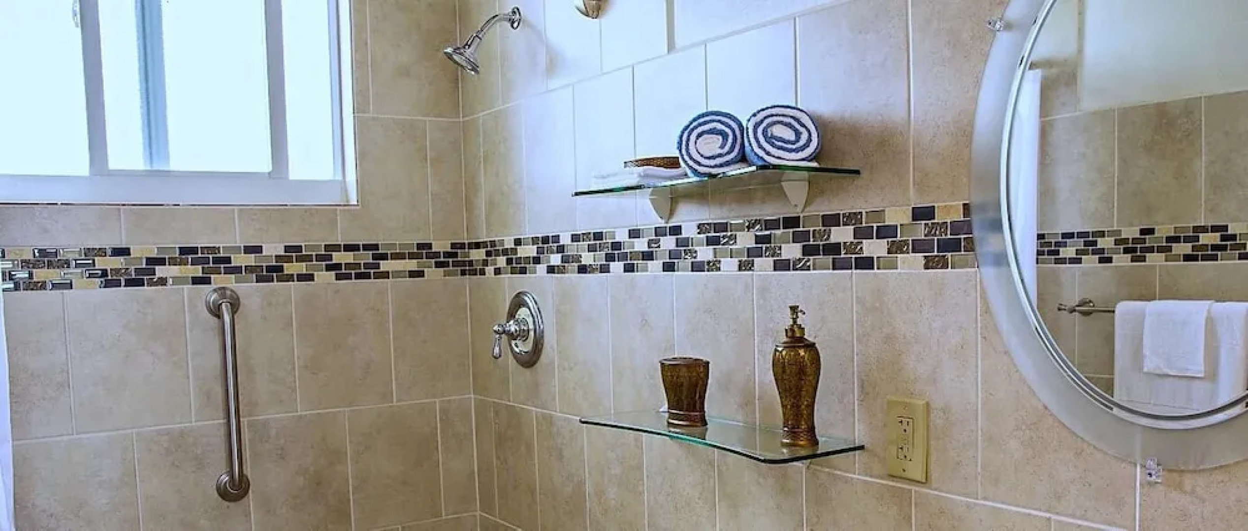 Four Diamonds Park Villas