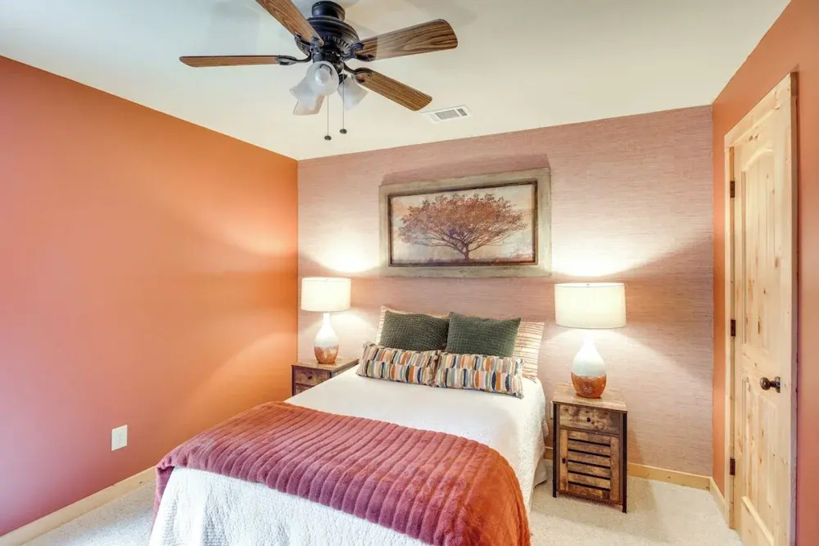 Upscale Coosawattee Cabin w/ Hot Tub & Fire Pit!