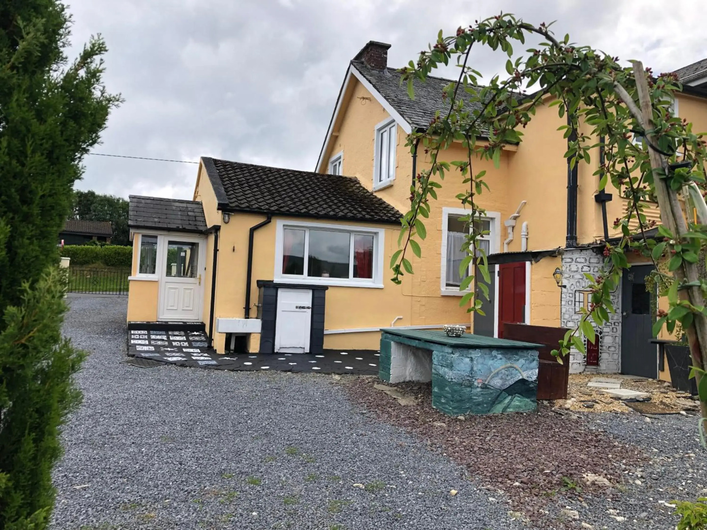 B&B and House Rental "Mon Petit Cottage"