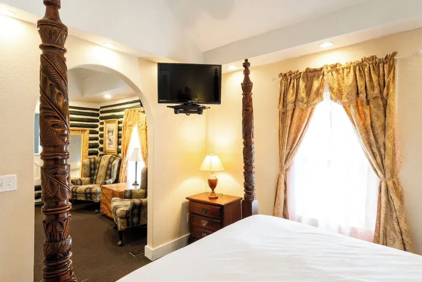 Lake Lure Inn and Spa