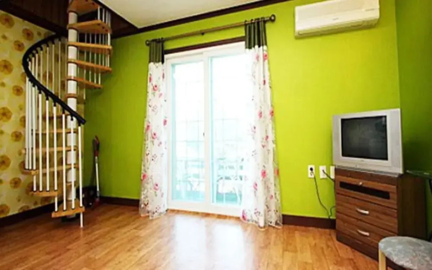 Taean Grand Blue Pension