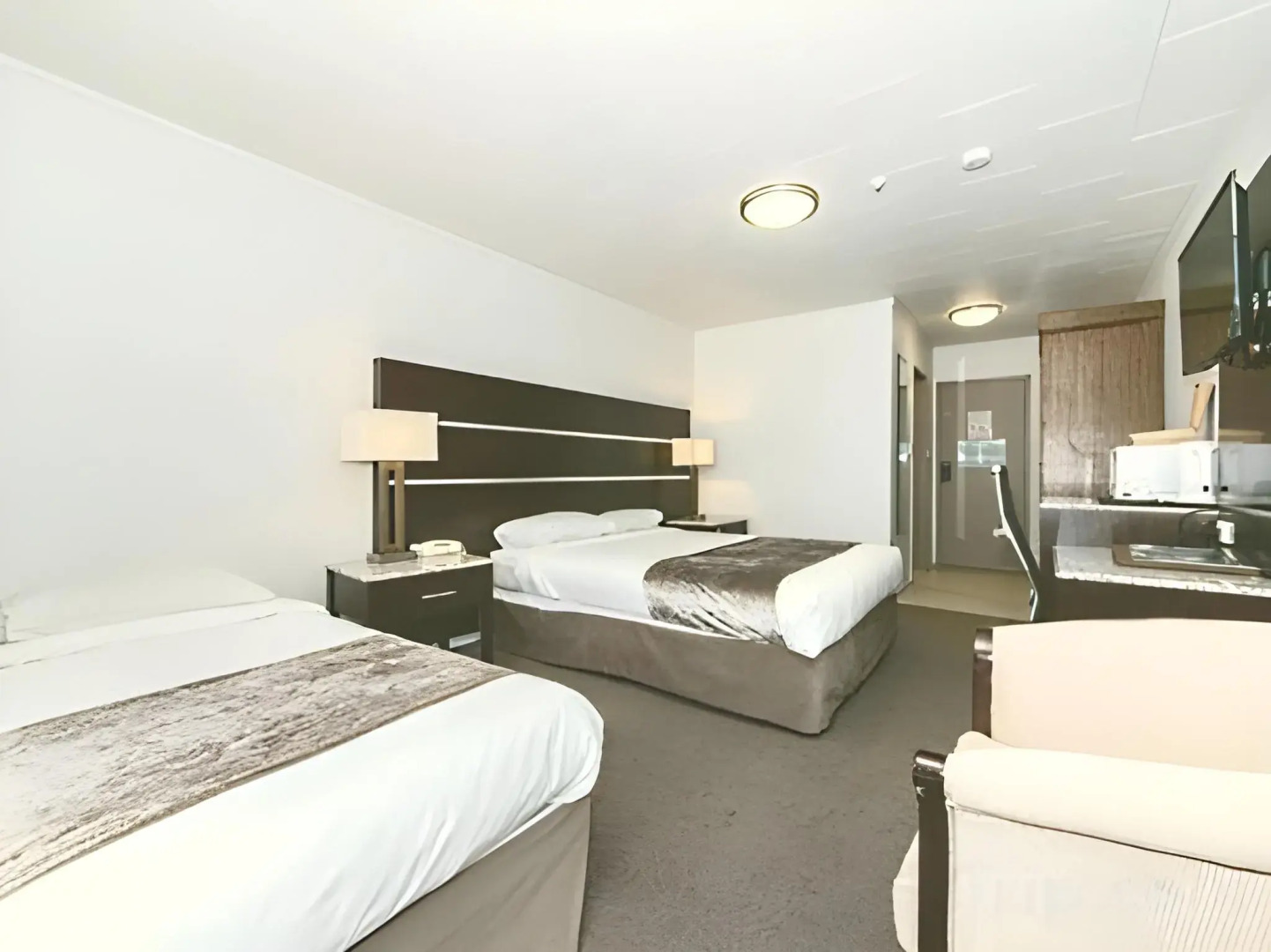 Airport Gateway Hotel