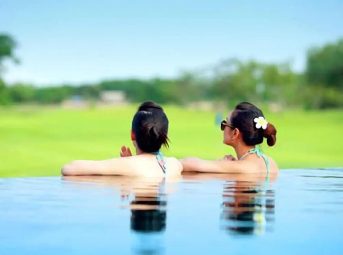 Uniland Golf & Resort