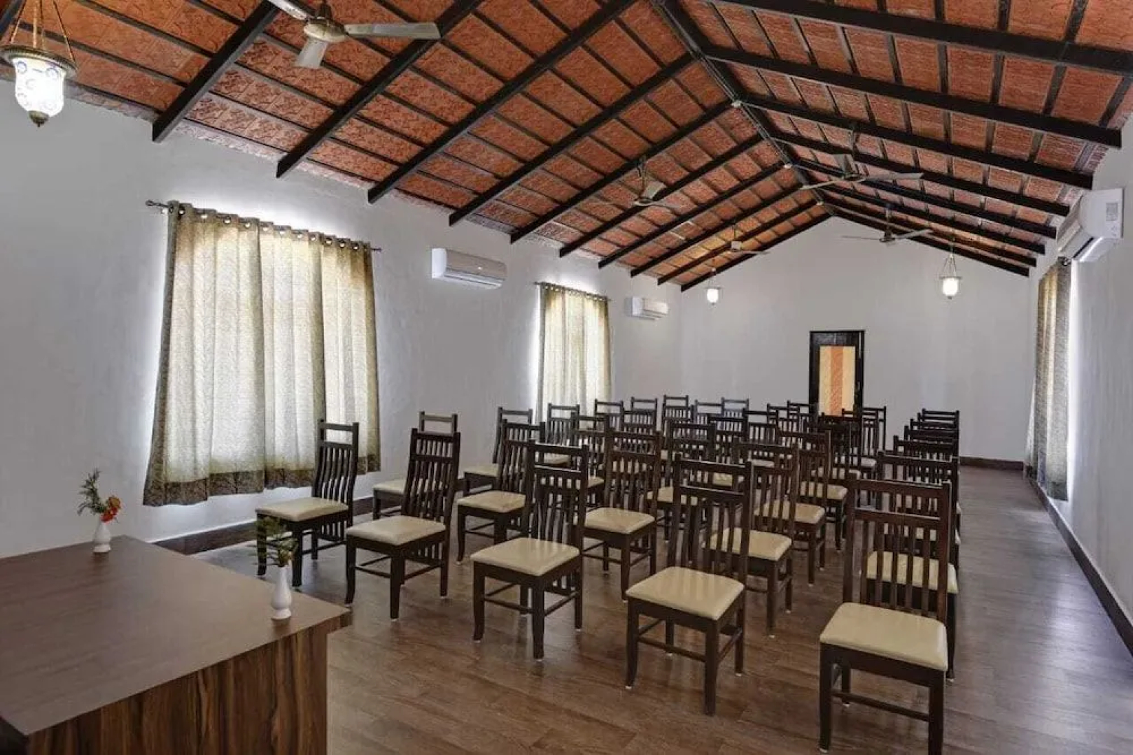 Kanj Gir Lion Resort