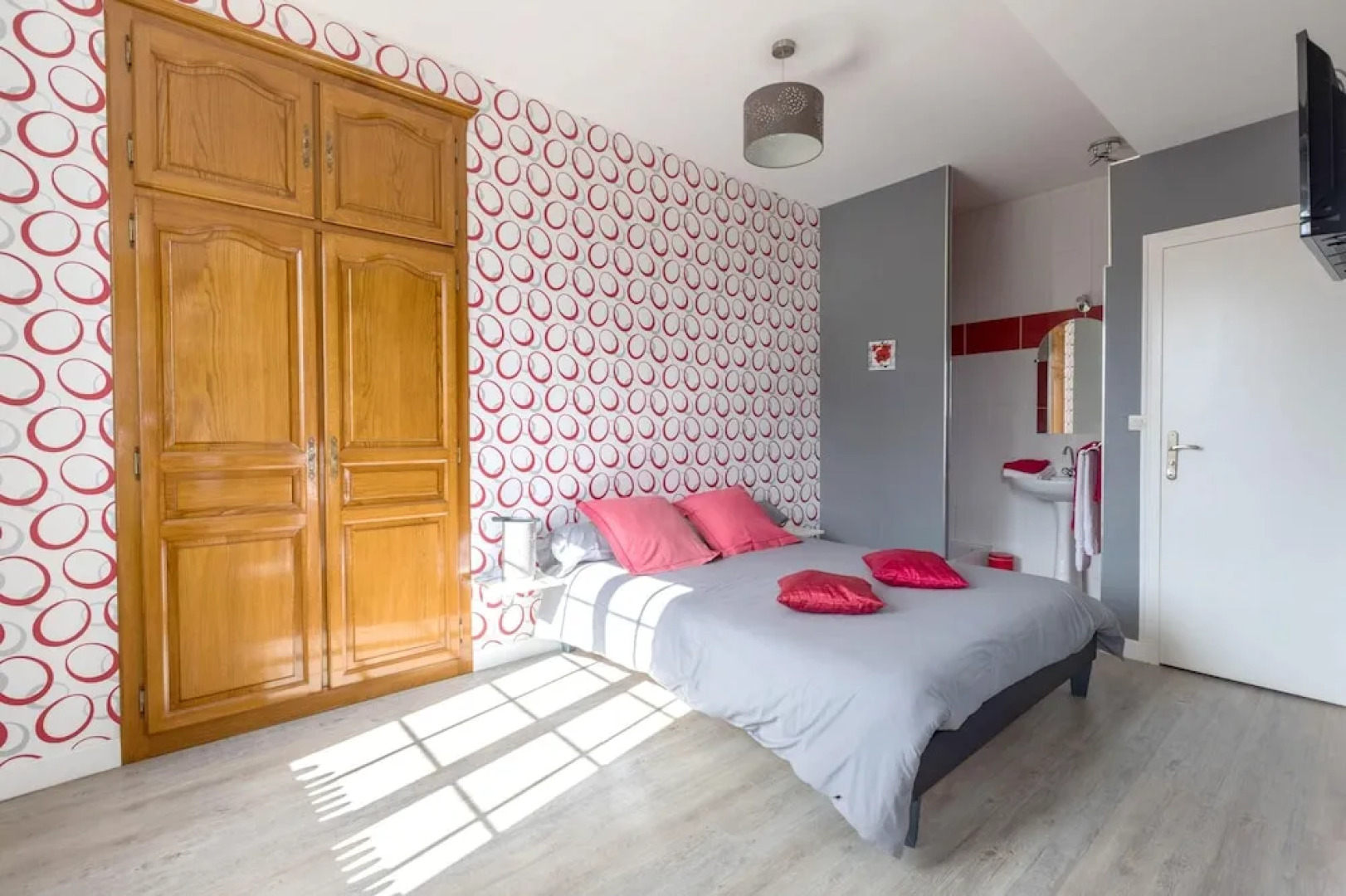 House With 4 Bedrooms in Mouterre-silly, With Pool Access, Enclosed Ga