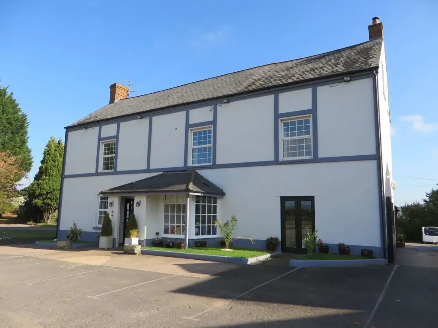 The 17th Century Hotel & Restaurant