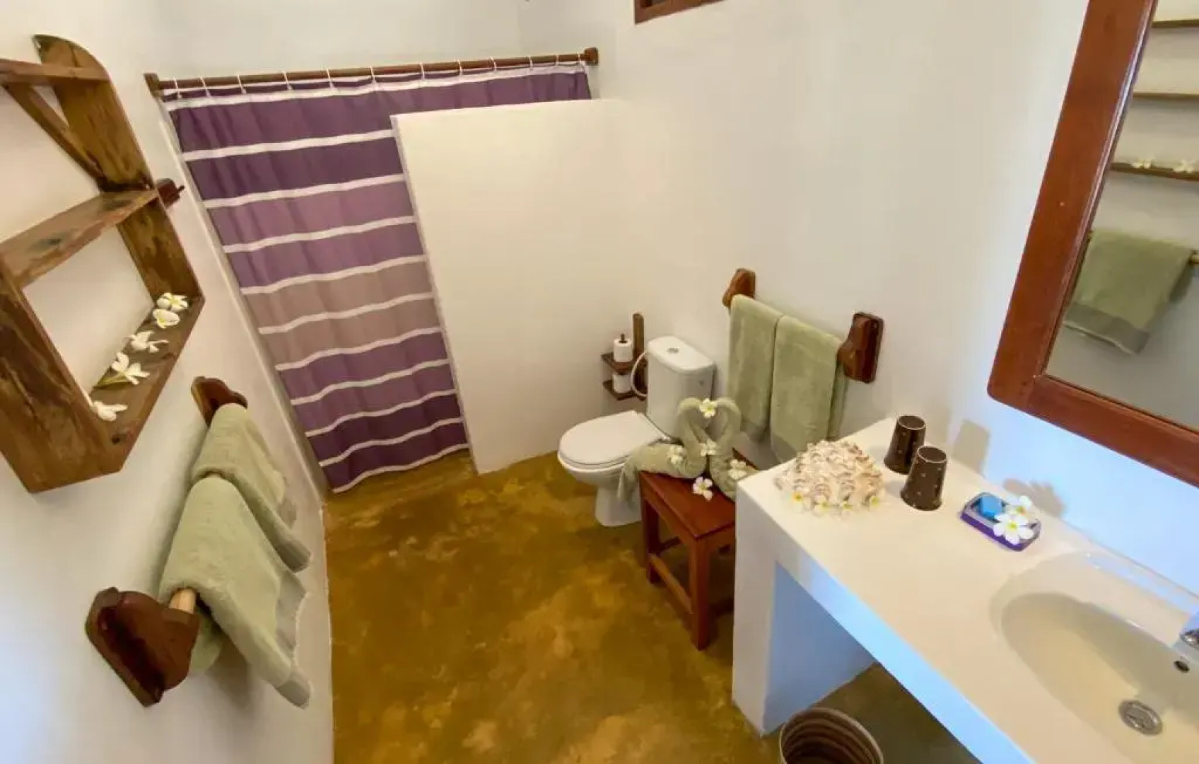 Big Blu Mafia Island Diving Resort