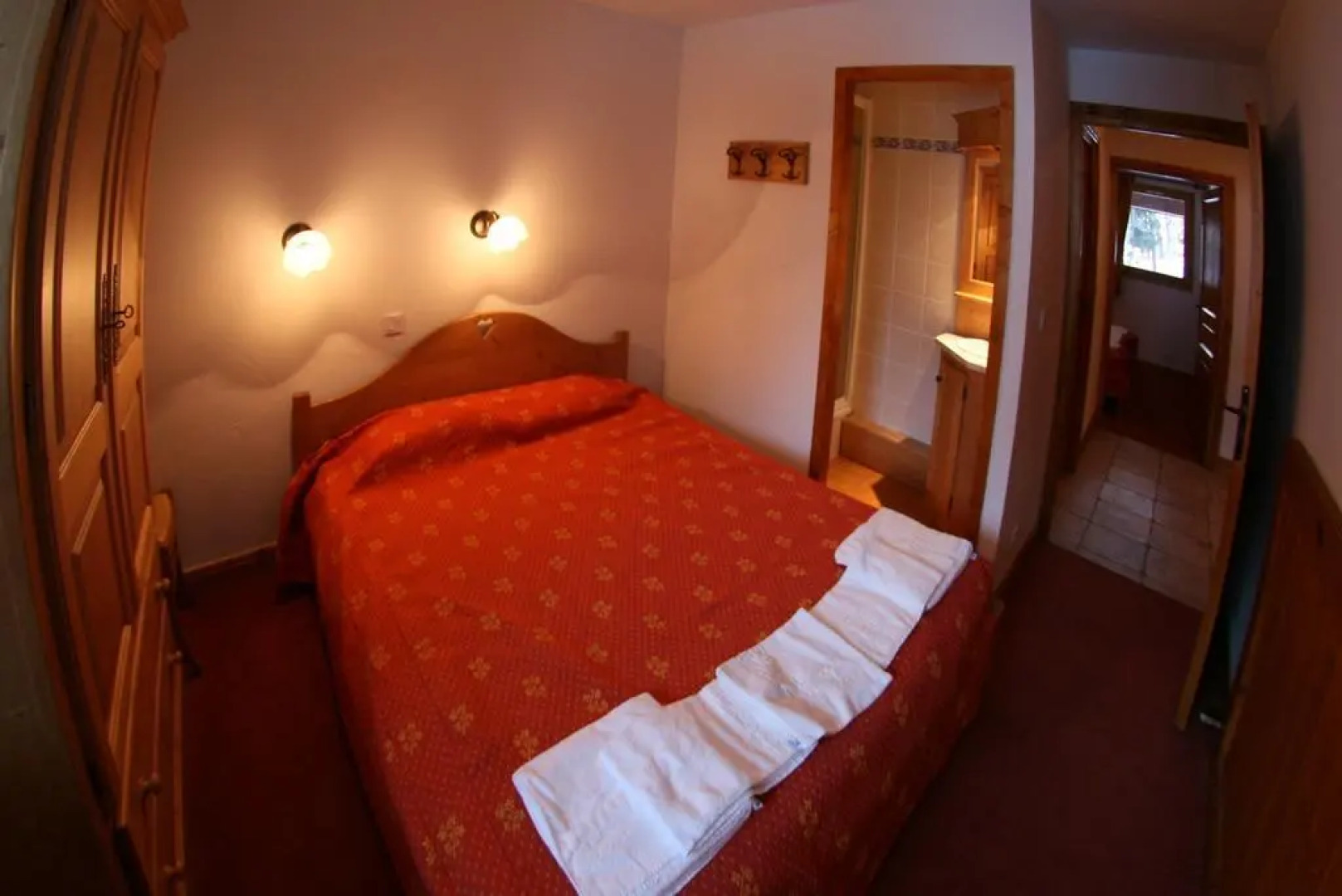 Отель Chalet des Neiges Oz en Oisans