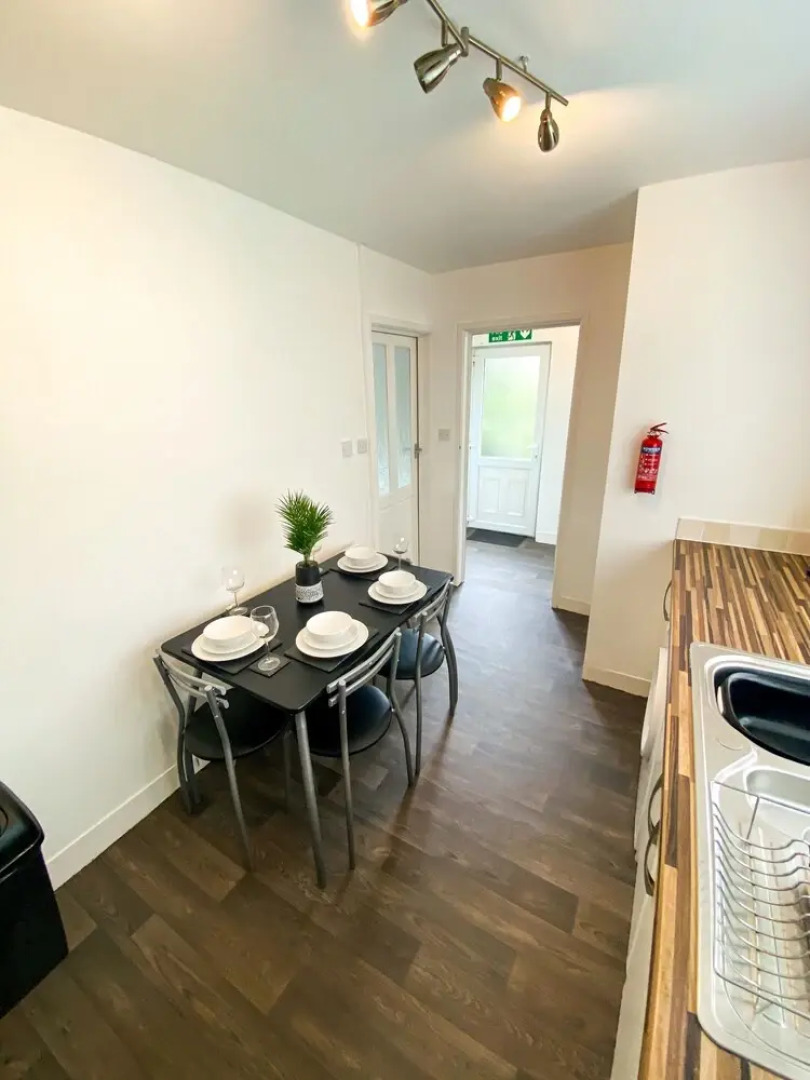 Sarabell House - 2 Bedrooms, Choppington