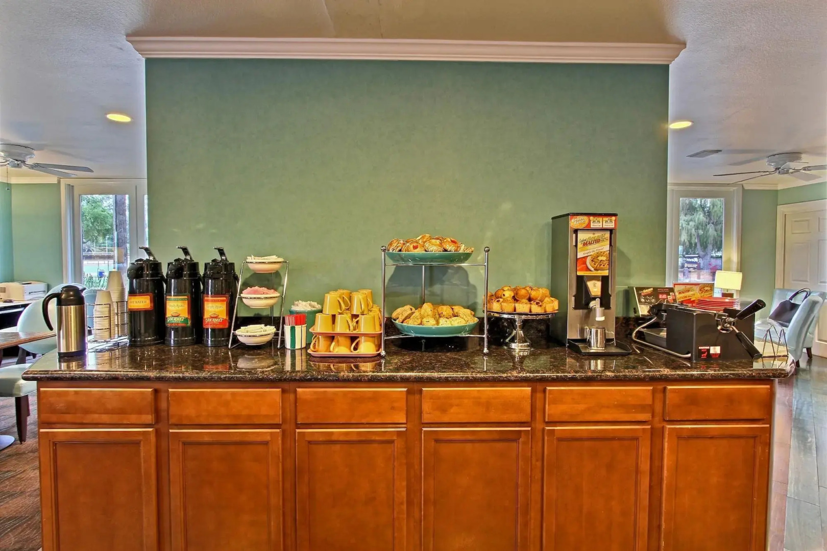 Avania Inn of Santa Barbara