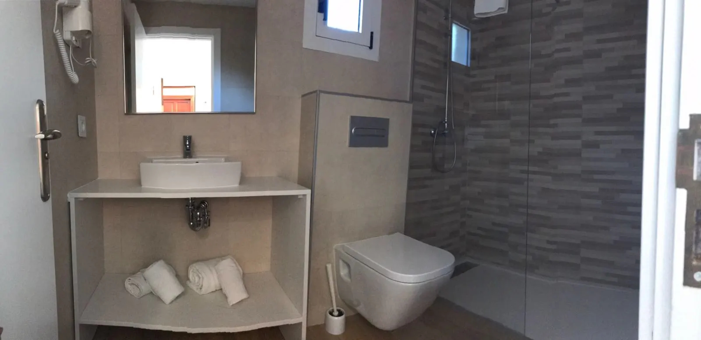 Apartamentos Playa Ferrera
