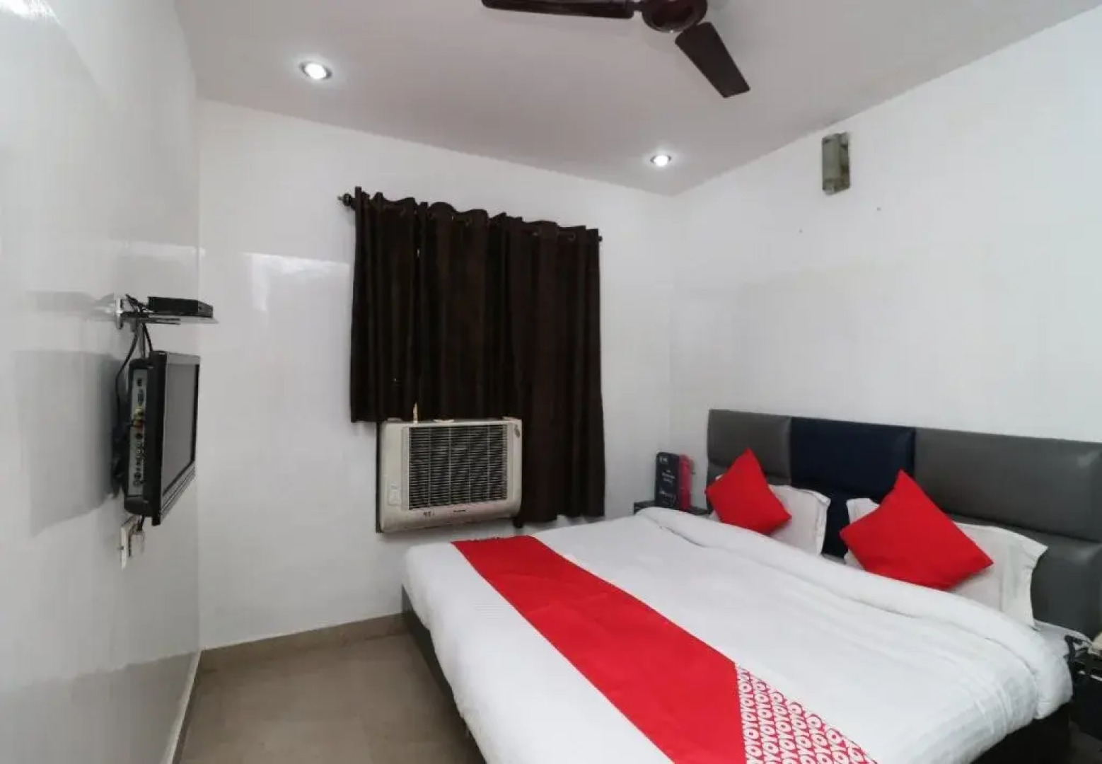 The Uttam Hotel By OYO Rooms