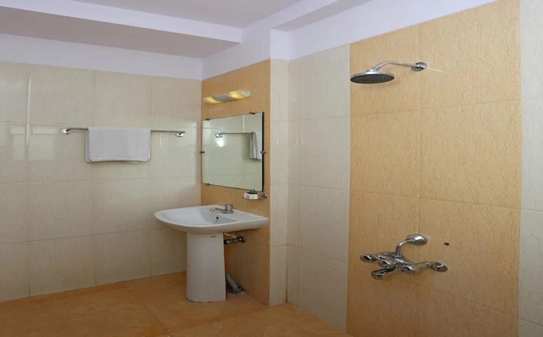 SPOT ON 10418 Hotel Sai Pancham