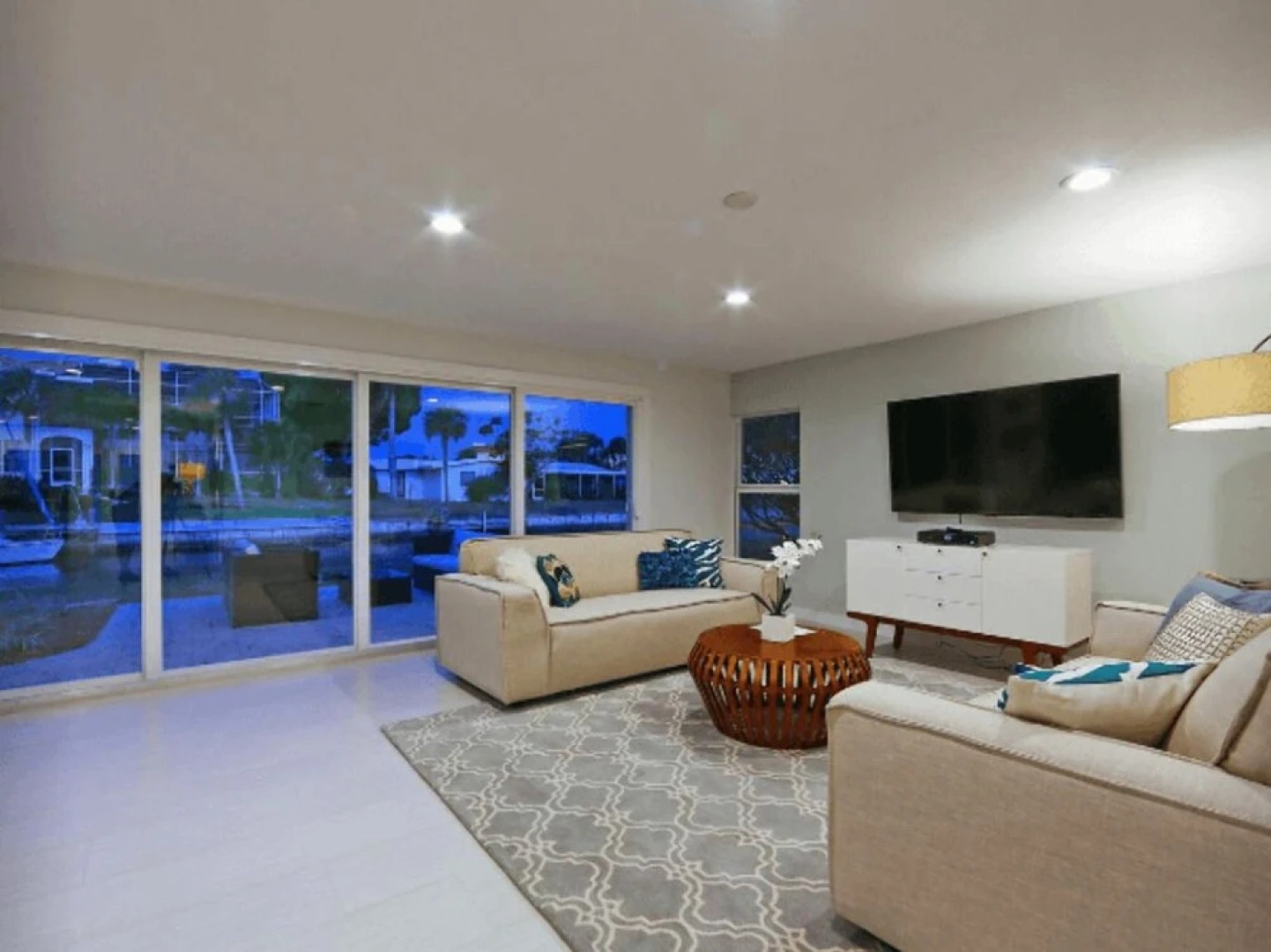 Longboat Key Coastal Contemporary