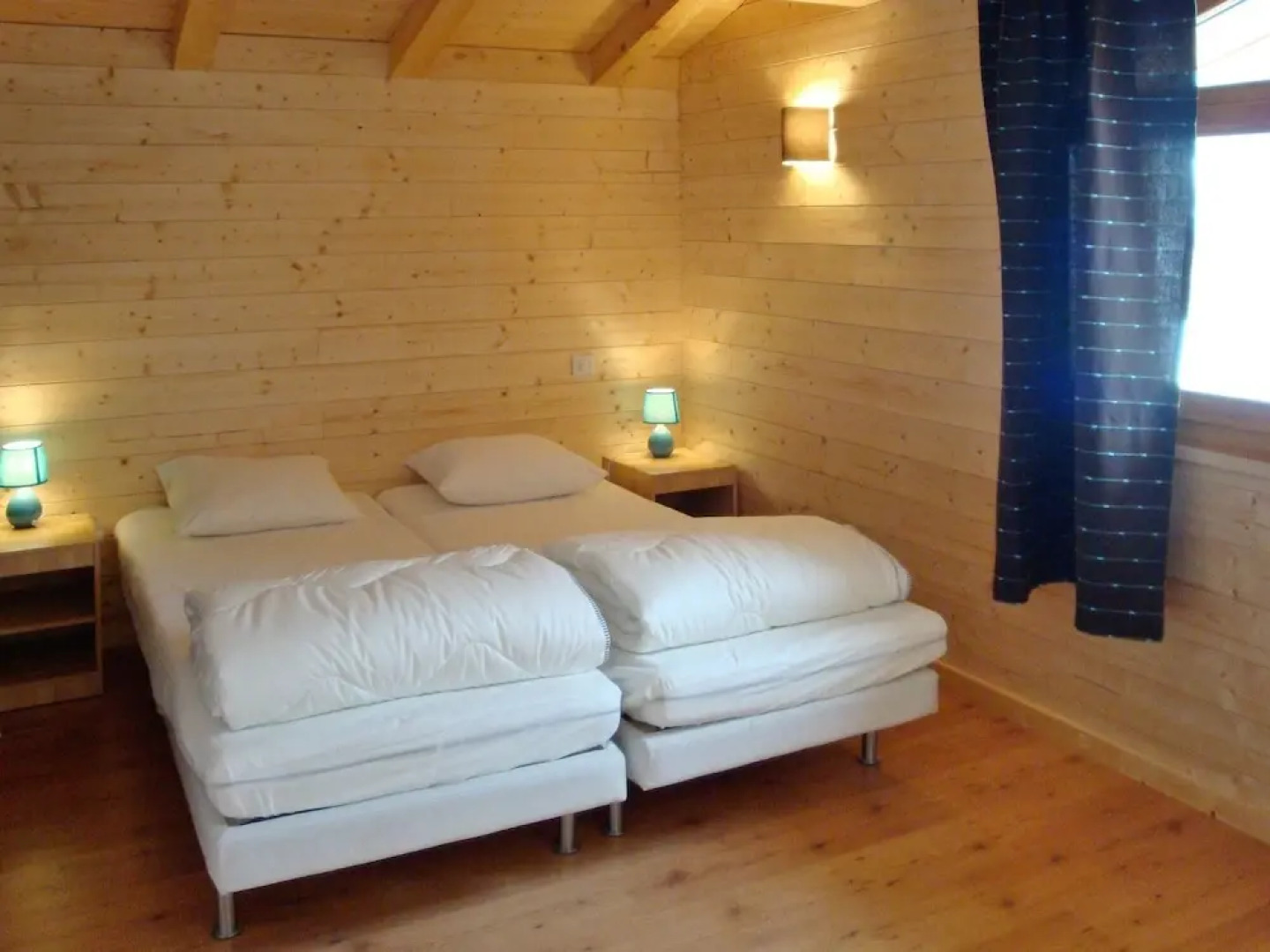 Chalet With 6 Bedrooms in Saint-jean-d'aulps, With Wonderful Mountain View, Enclosed Garden and Wifi - 3 km From the Slopes