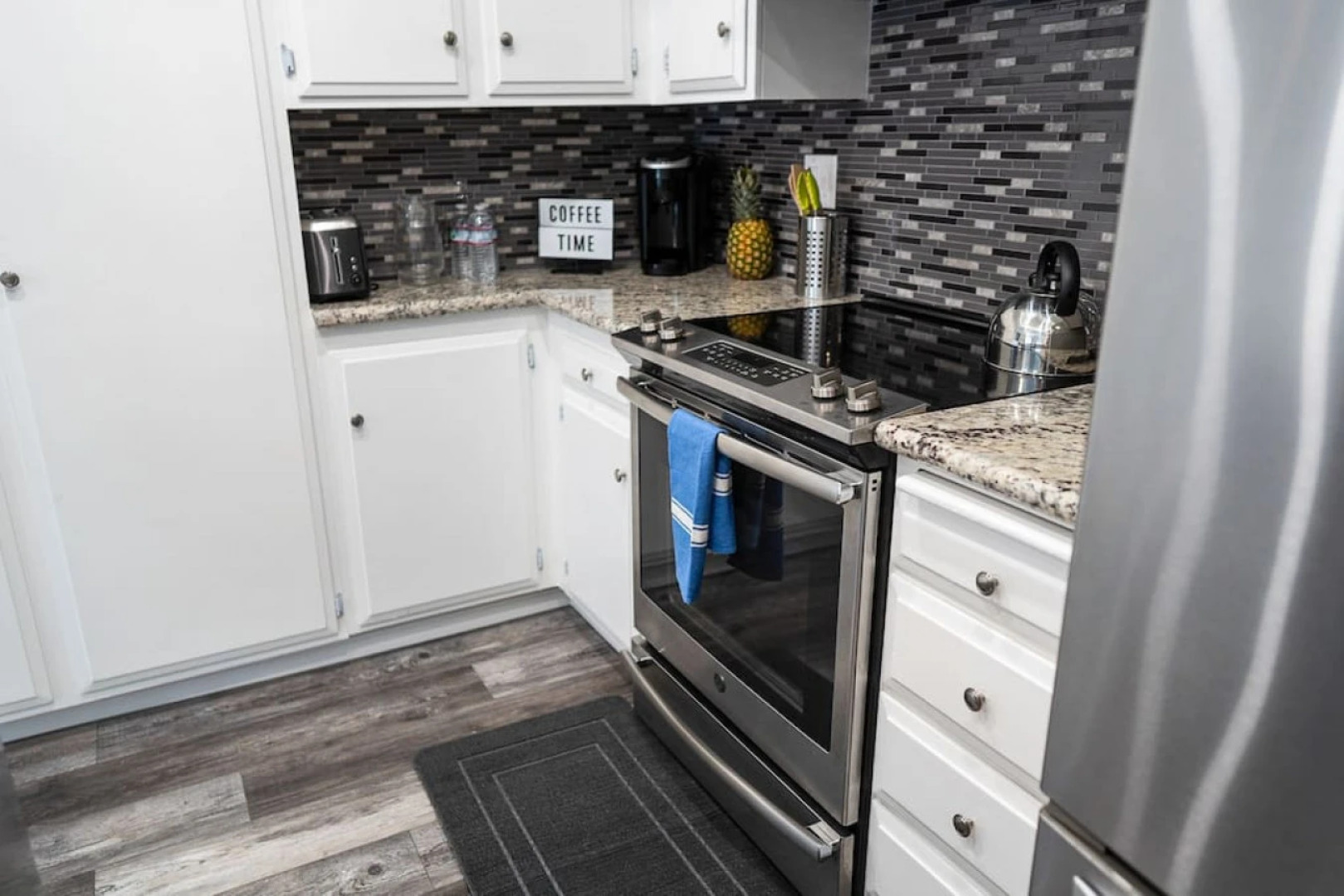 Cypress Serenity: 3Br Townhome With Garage, Private Patio, Community Pools (P33)