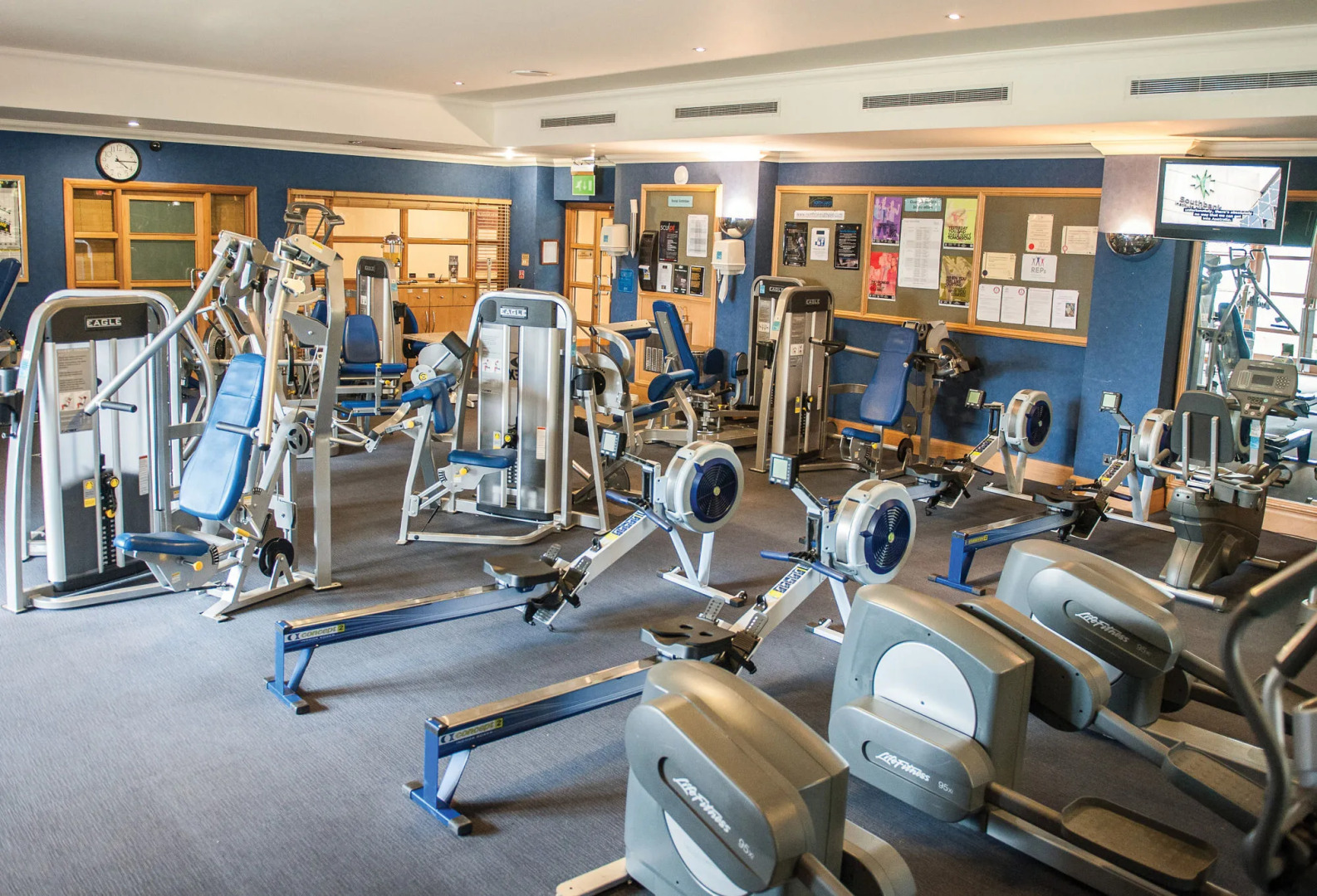 North Lakes Hotel And Spa