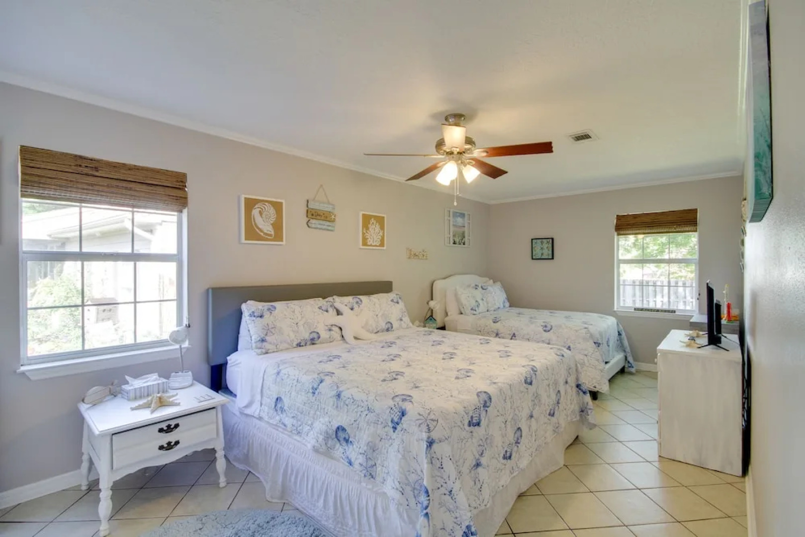 Charming Family Cottage Near Pass Christian Beach!
