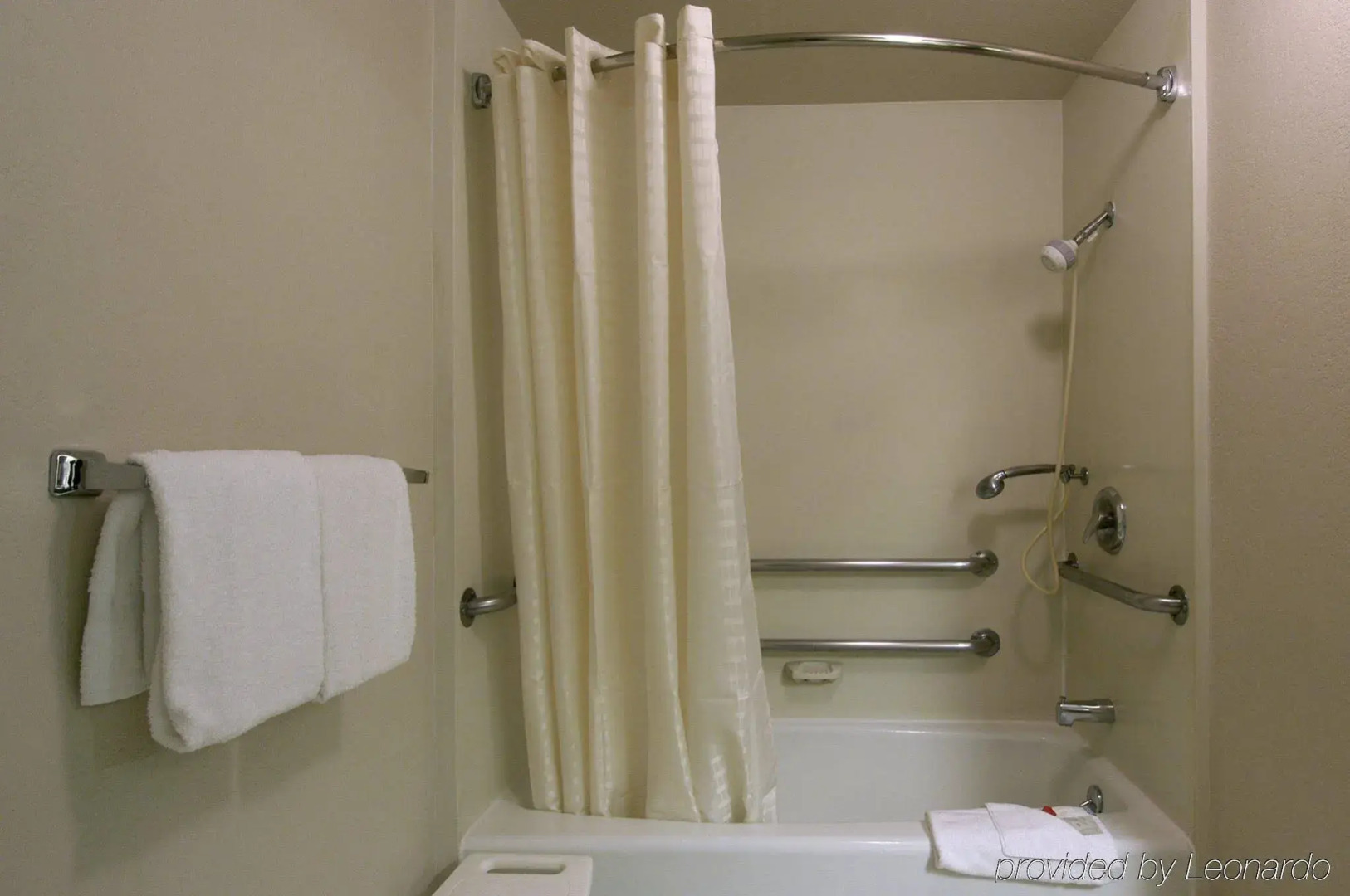 Red Roof Inn Santa Ana