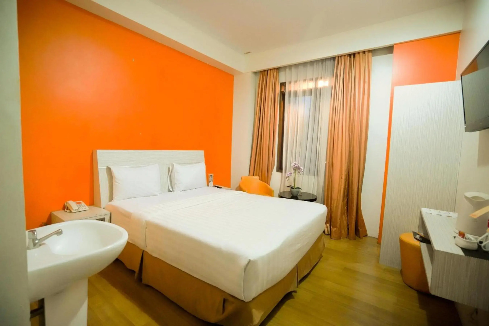 Sabda Alam Hotel Resort