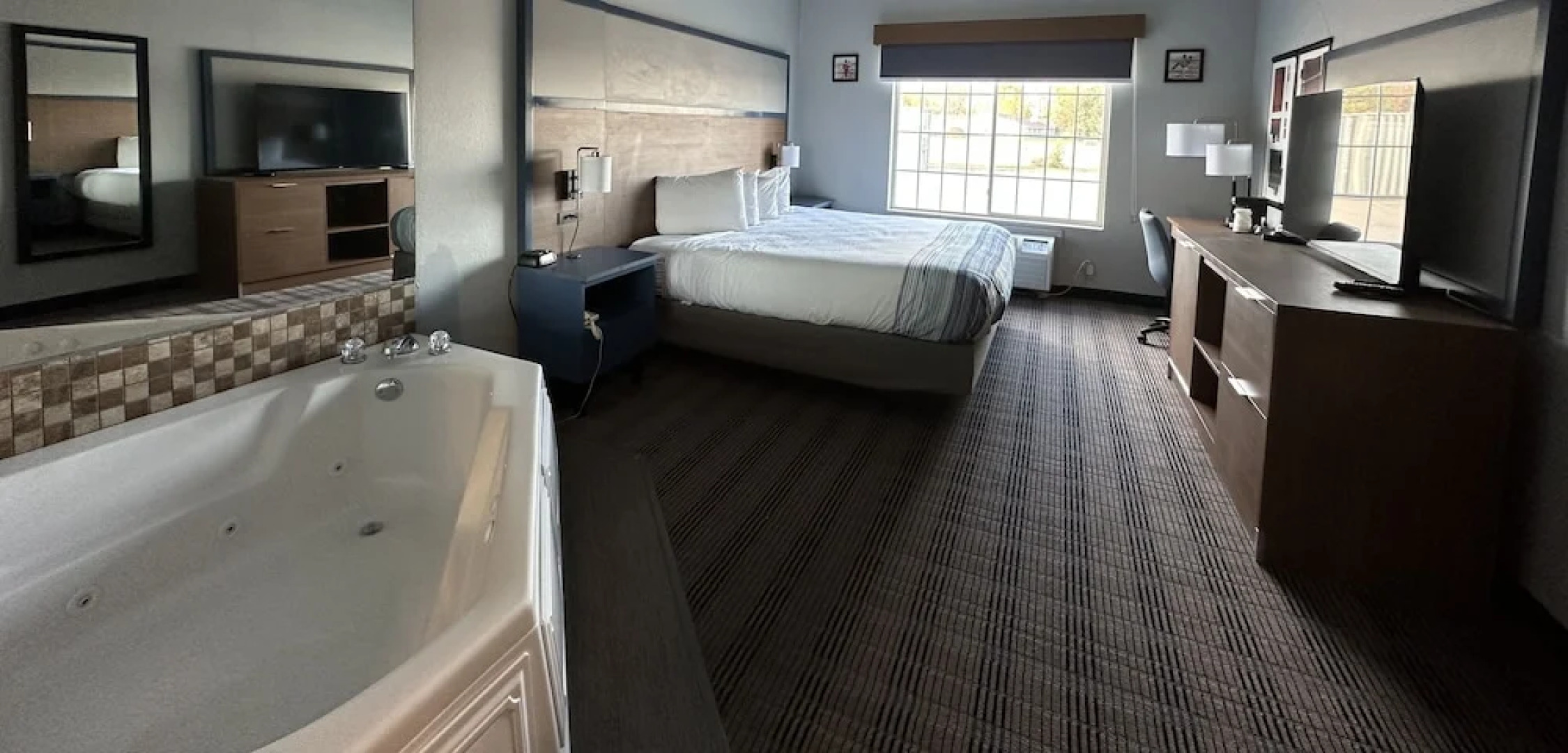 Country Inn and Suites By Carlson Galesburg